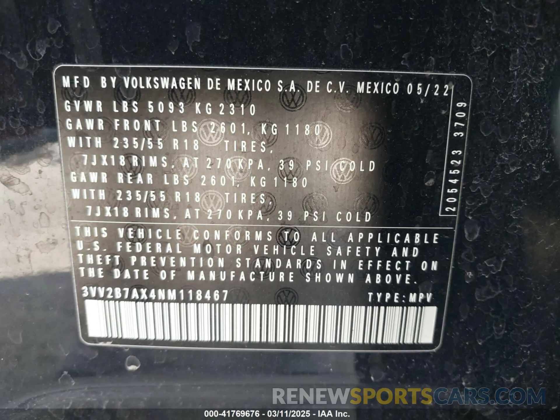 9 Photograph of a damaged car 3VV2B7AX4NM118467 VOLKSWAGEN TIGUAN 2022