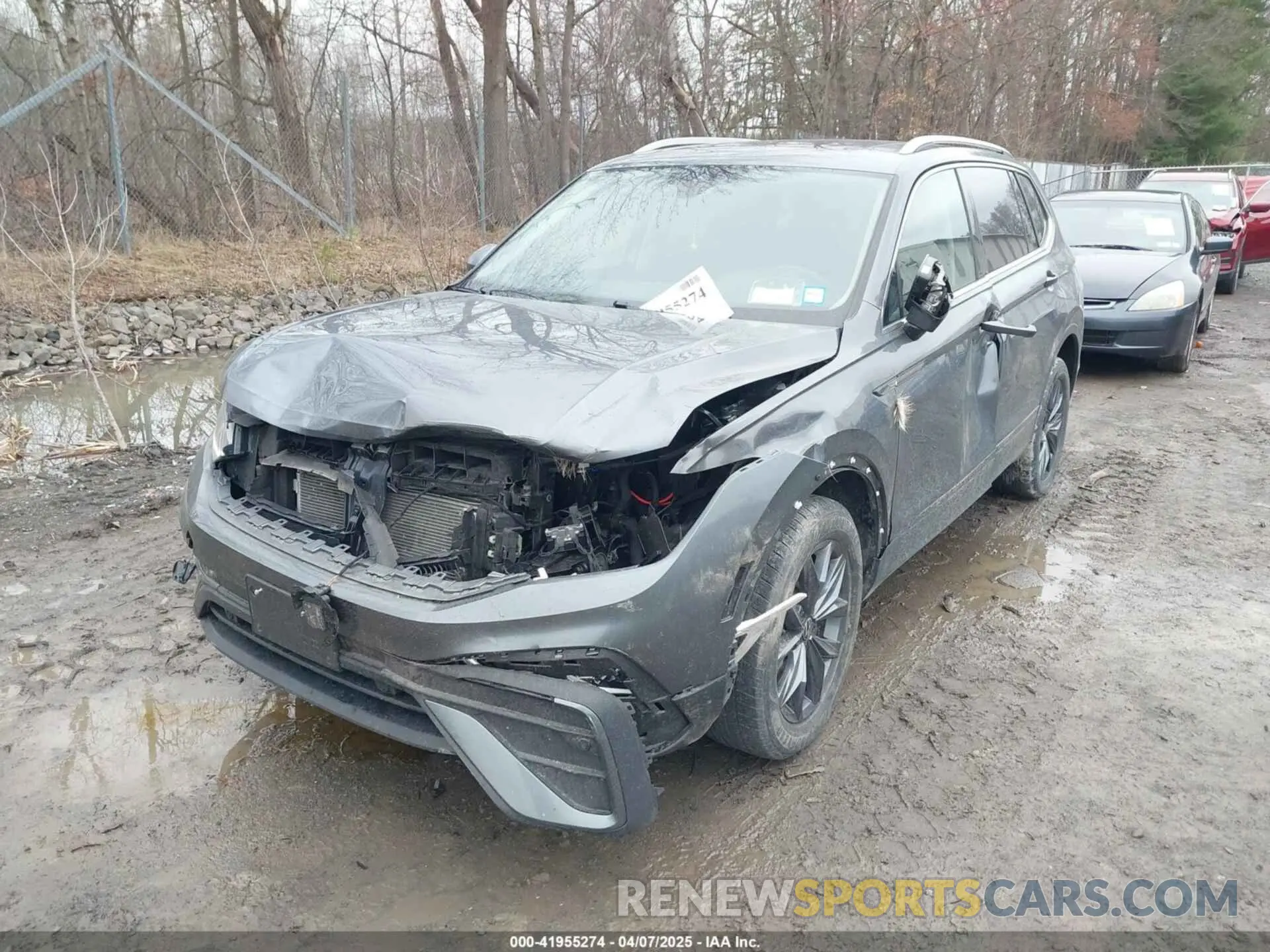 6 Photograph of a damaged car 3VV2B7AX4NM126181 VOLKSWAGEN TIGUAN 2022