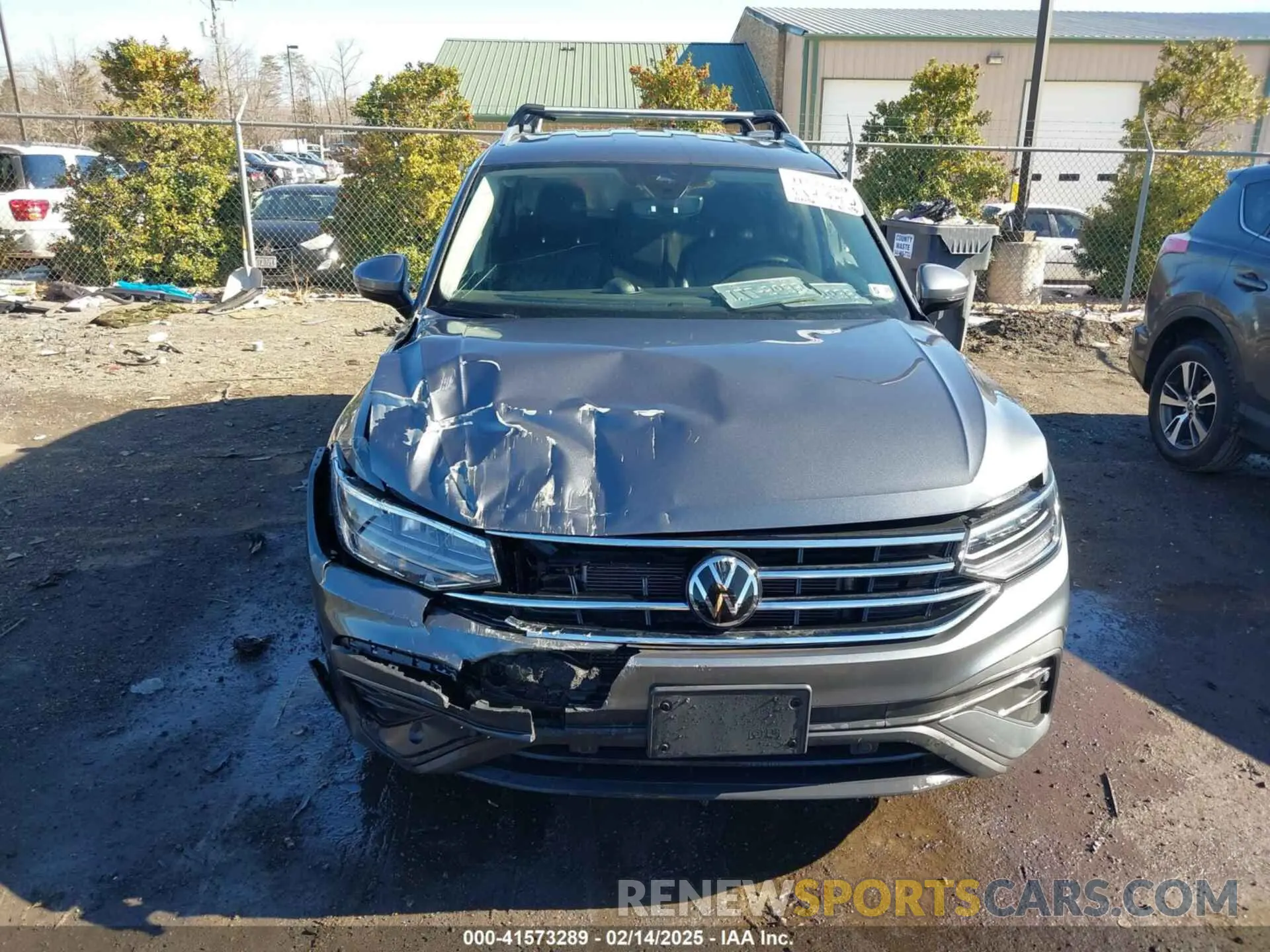 12 Photograph of a damaged car 3VV2B7AX5NM048462 VOLKSWAGEN TIGUAN 2022