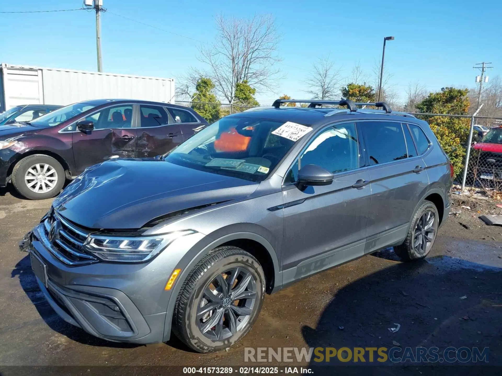 2 Photograph of a damaged car 3VV2B7AX5NM048462 VOLKSWAGEN TIGUAN 2022