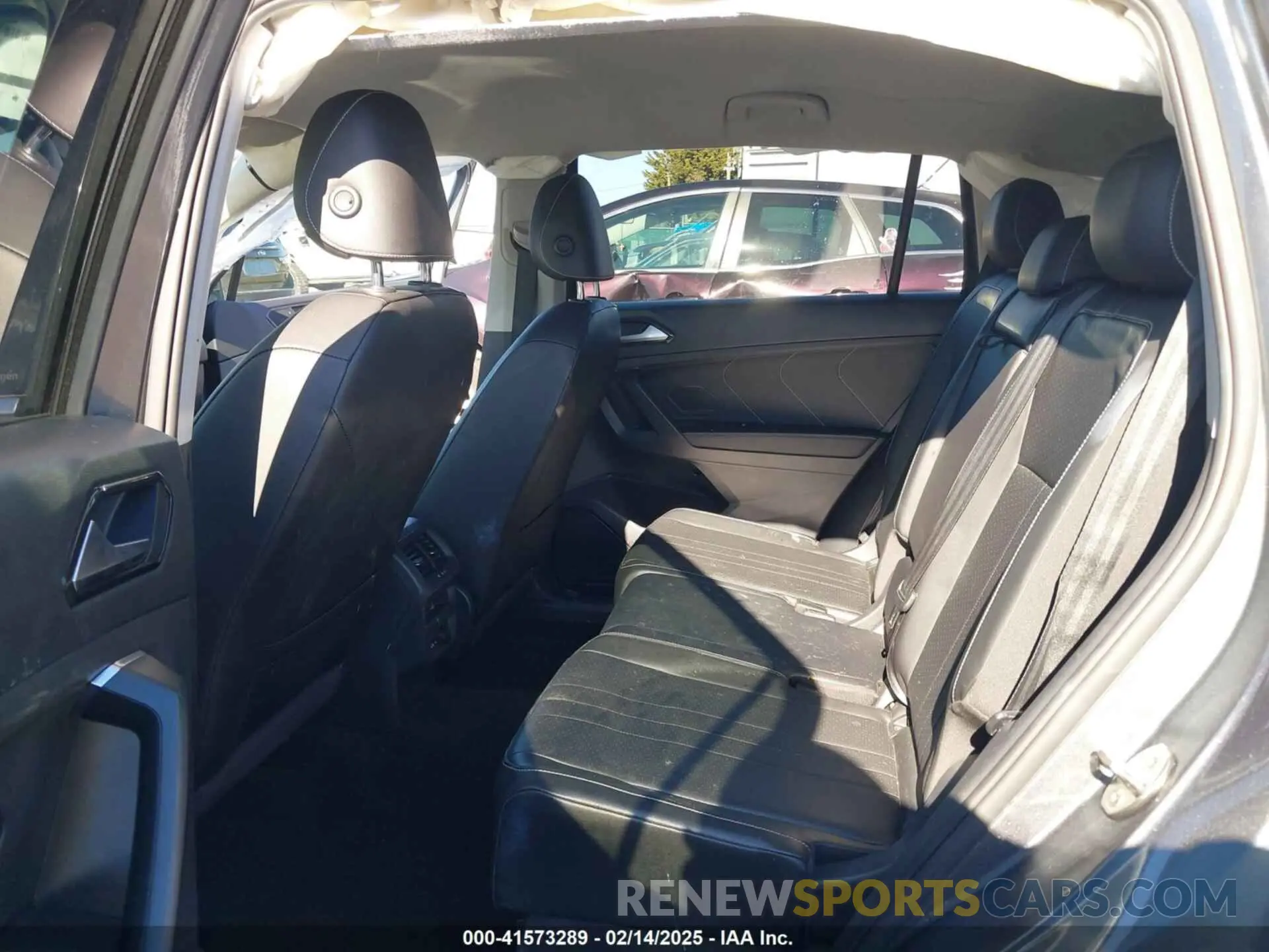 8 Photograph of a damaged car 3VV2B7AX5NM048462 VOLKSWAGEN TIGUAN 2022