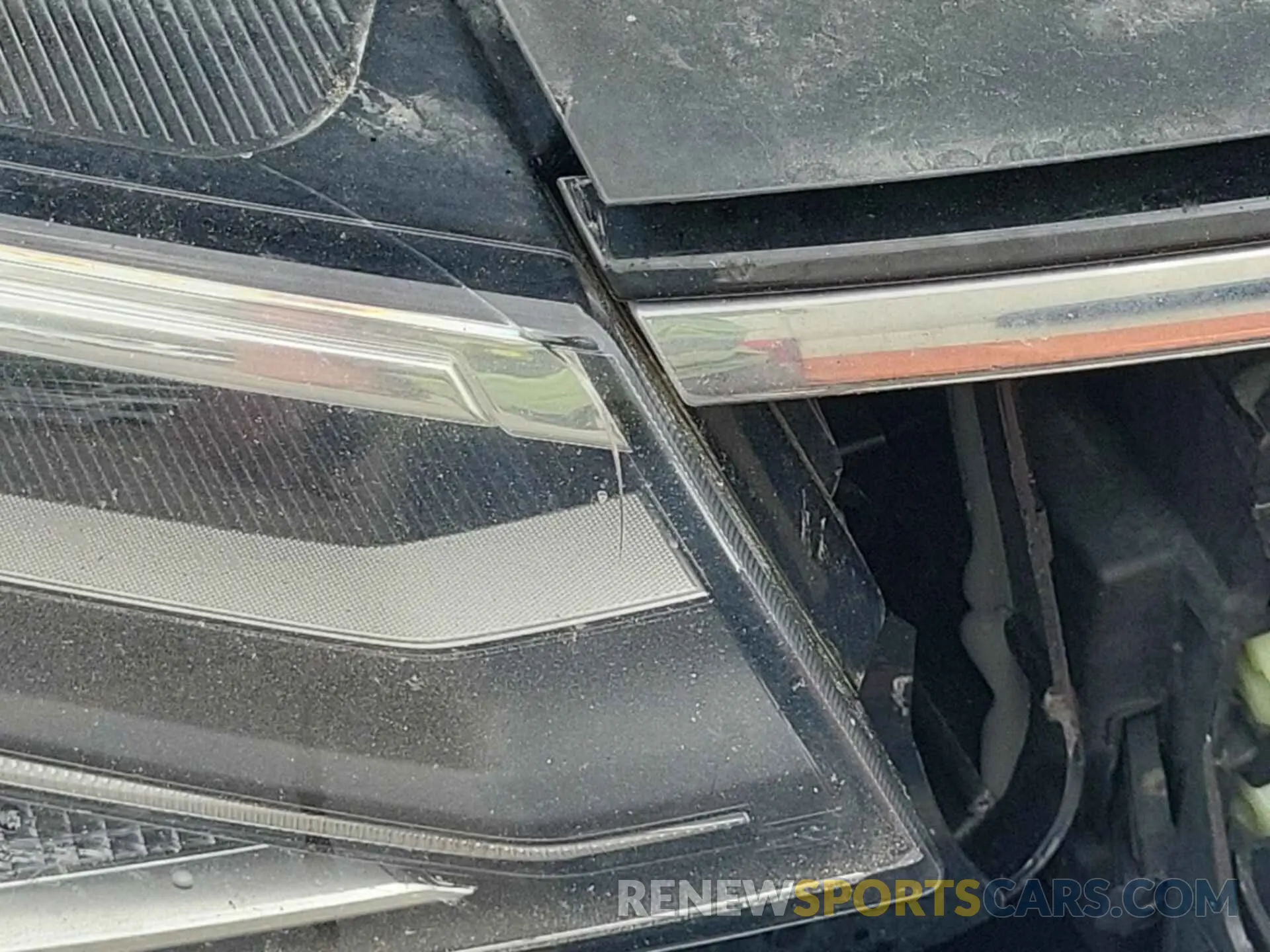 21 Photograph of a damaged car 3VV2B7AX5NM082093 VOLKSWAGEN TIGUAN 2022