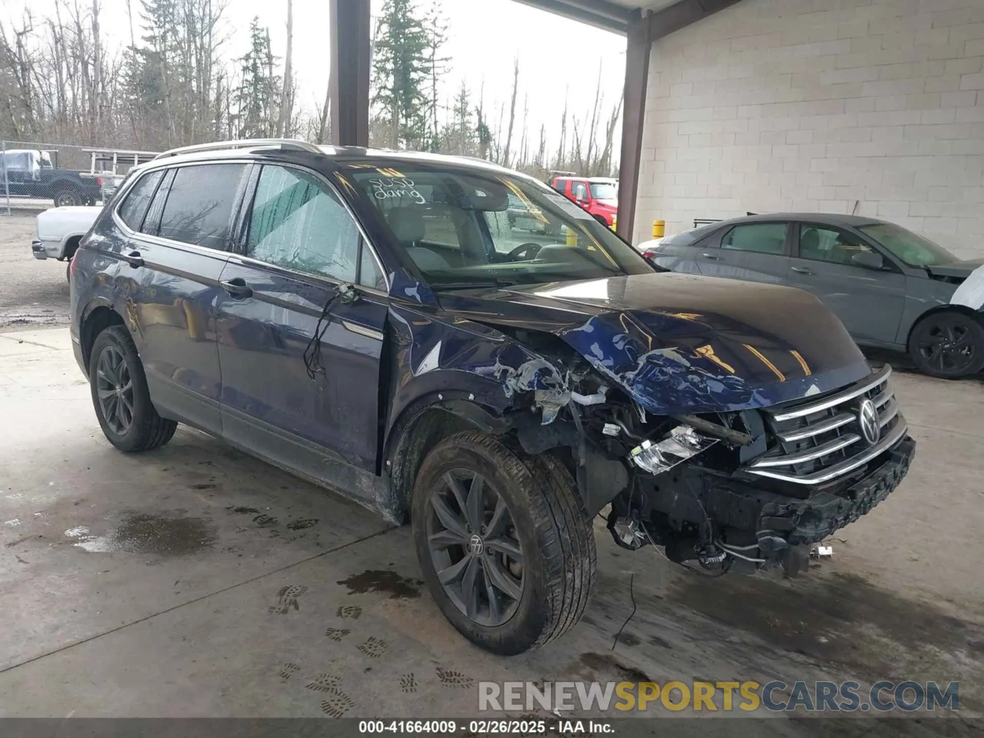 1 Photograph of a damaged car 3VV2B7AX5NM118400 VOLKSWAGEN TIGUAN 2022