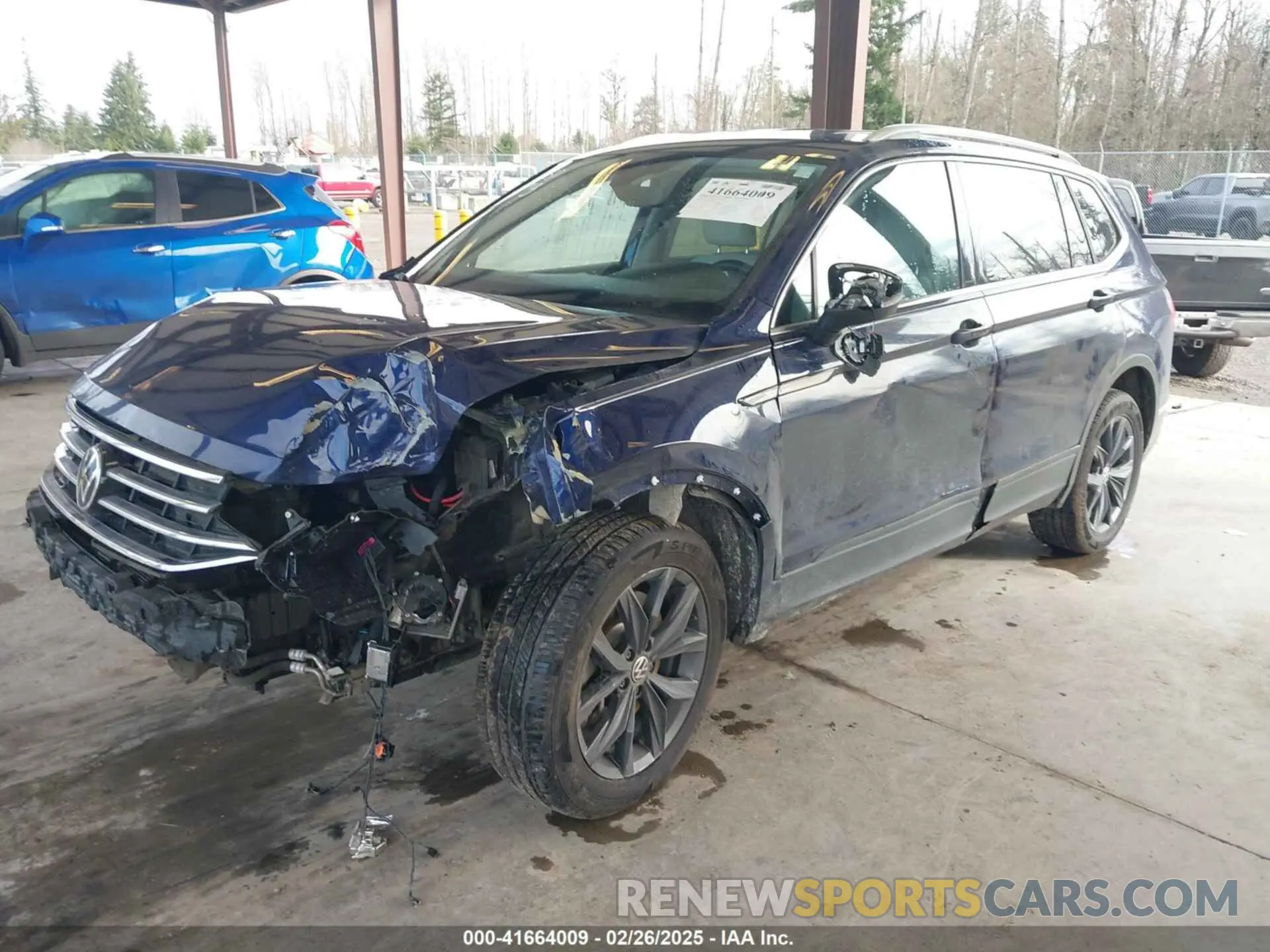 2 Photograph of a damaged car 3VV2B7AX5NM118400 VOLKSWAGEN TIGUAN 2022