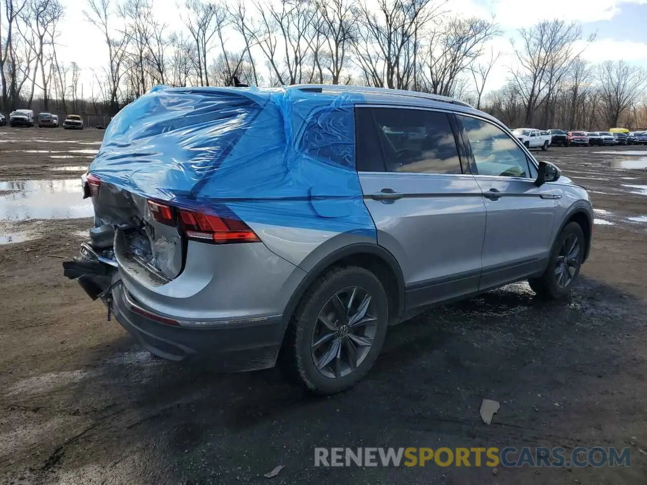 3 Photograph of a damaged car 3VV2B7AX5NM145127 VOLKSWAGEN TIGUAN 2022