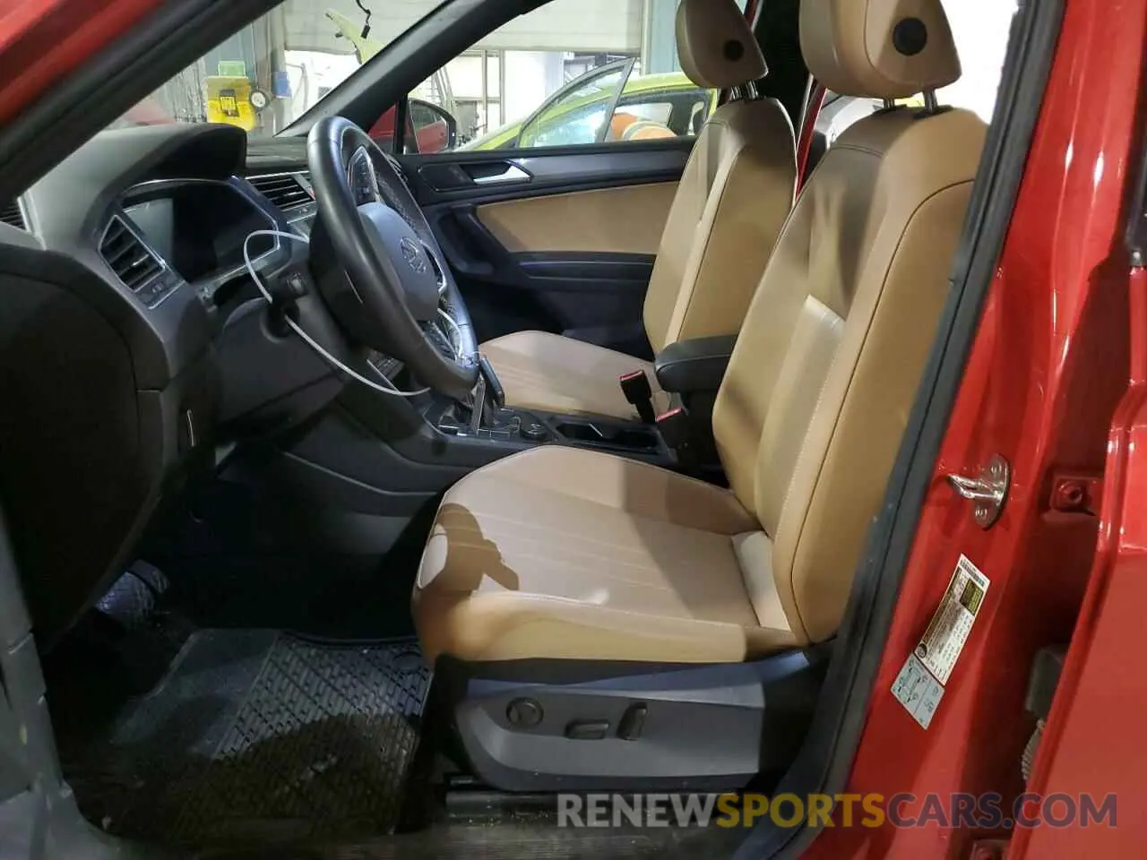 7 Photograph of a damaged car 3VV2B7AX6NM039012 VOLKSWAGEN TIGUAN 2022
