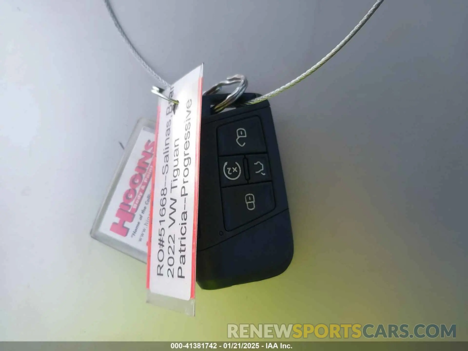 11 Photograph of a damaged car 3VV2B7AX7NM029685 VOLKSWAGEN TIGUAN 2022