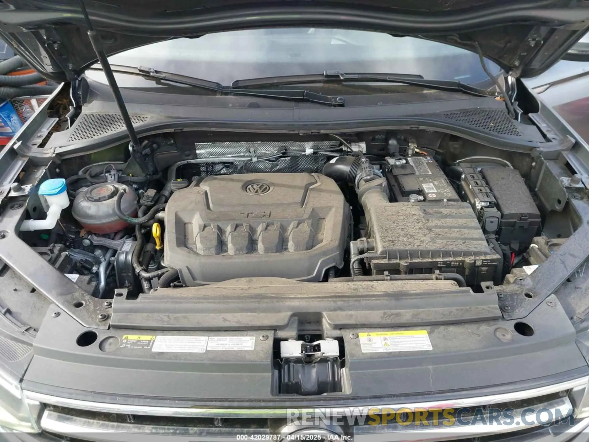10 Photograph of a damaged car 3VV2B7AX8NM132534 VOLKSWAGEN TIGUAN 2022