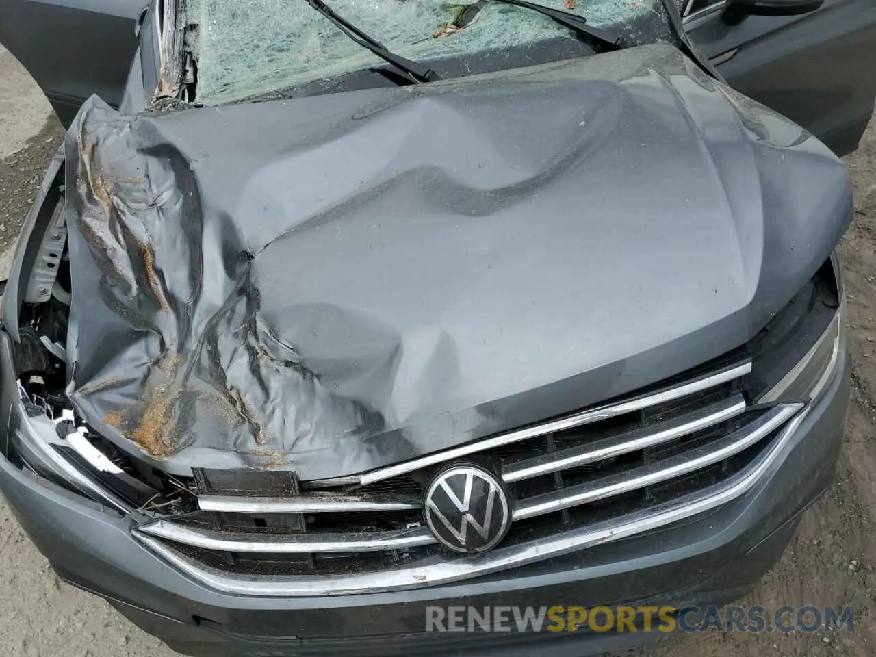 12 Photograph of a damaged car 3VV2B7AX8NM137488 VOLKSWAGEN TIGUAN 2022