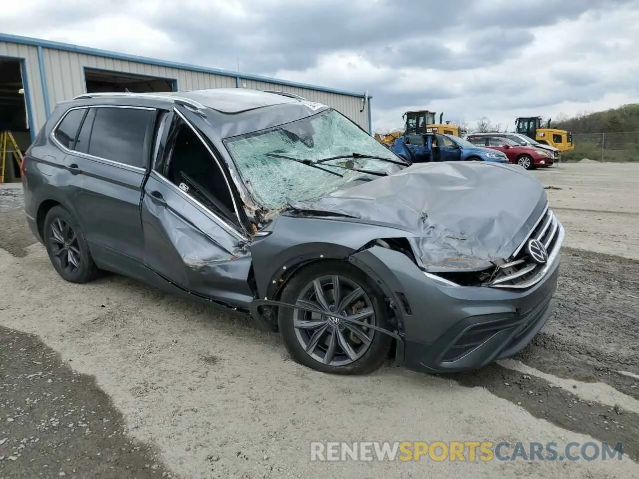 4 Photograph of a damaged car 3VV2B7AX8NM137488 VOLKSWAGEN TIGUAN 2022