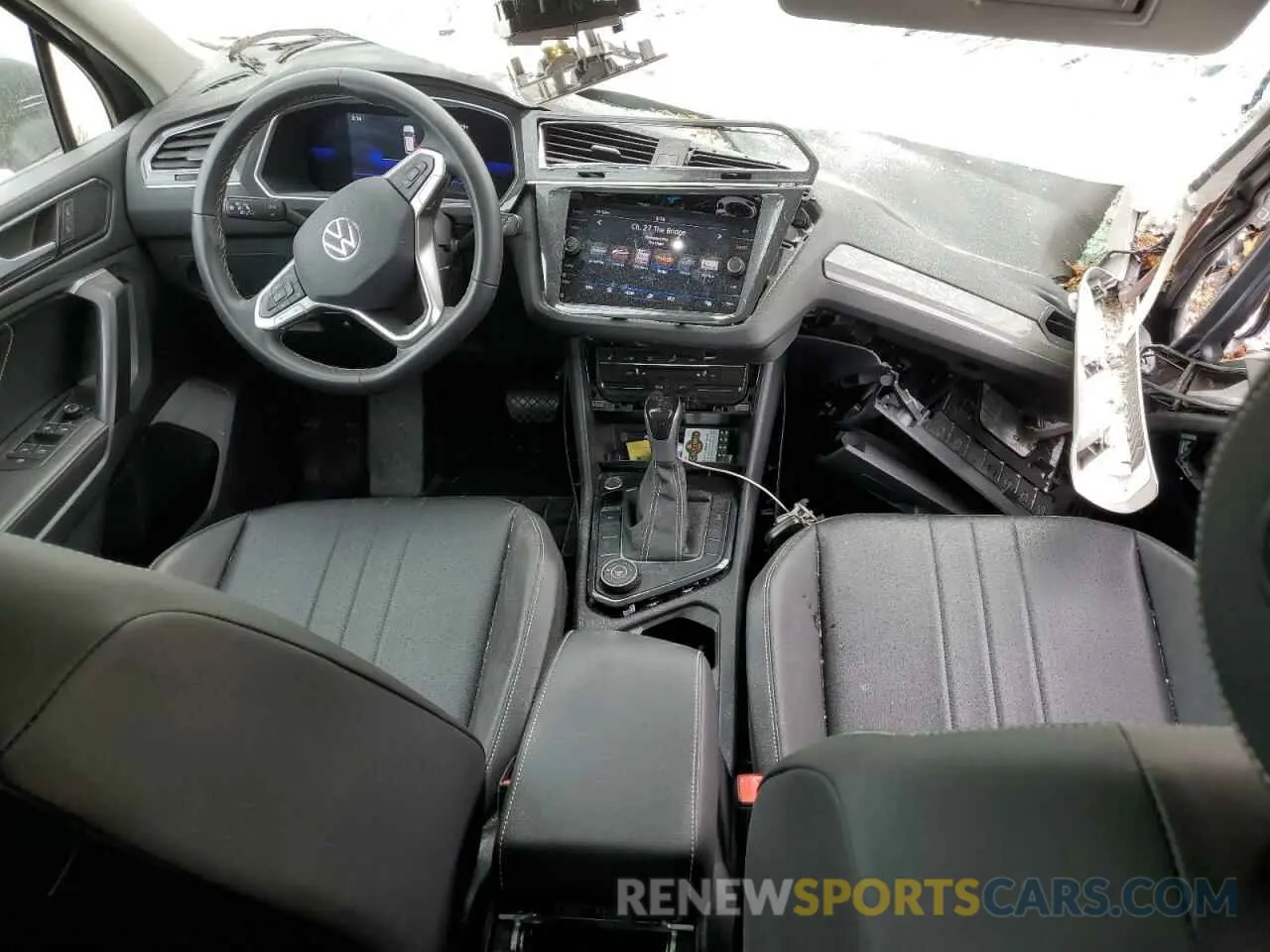 8 Photograph of a damaged car 3VV2B7AX8NM137488 VOLKSWAGEN TIGUAN 2022