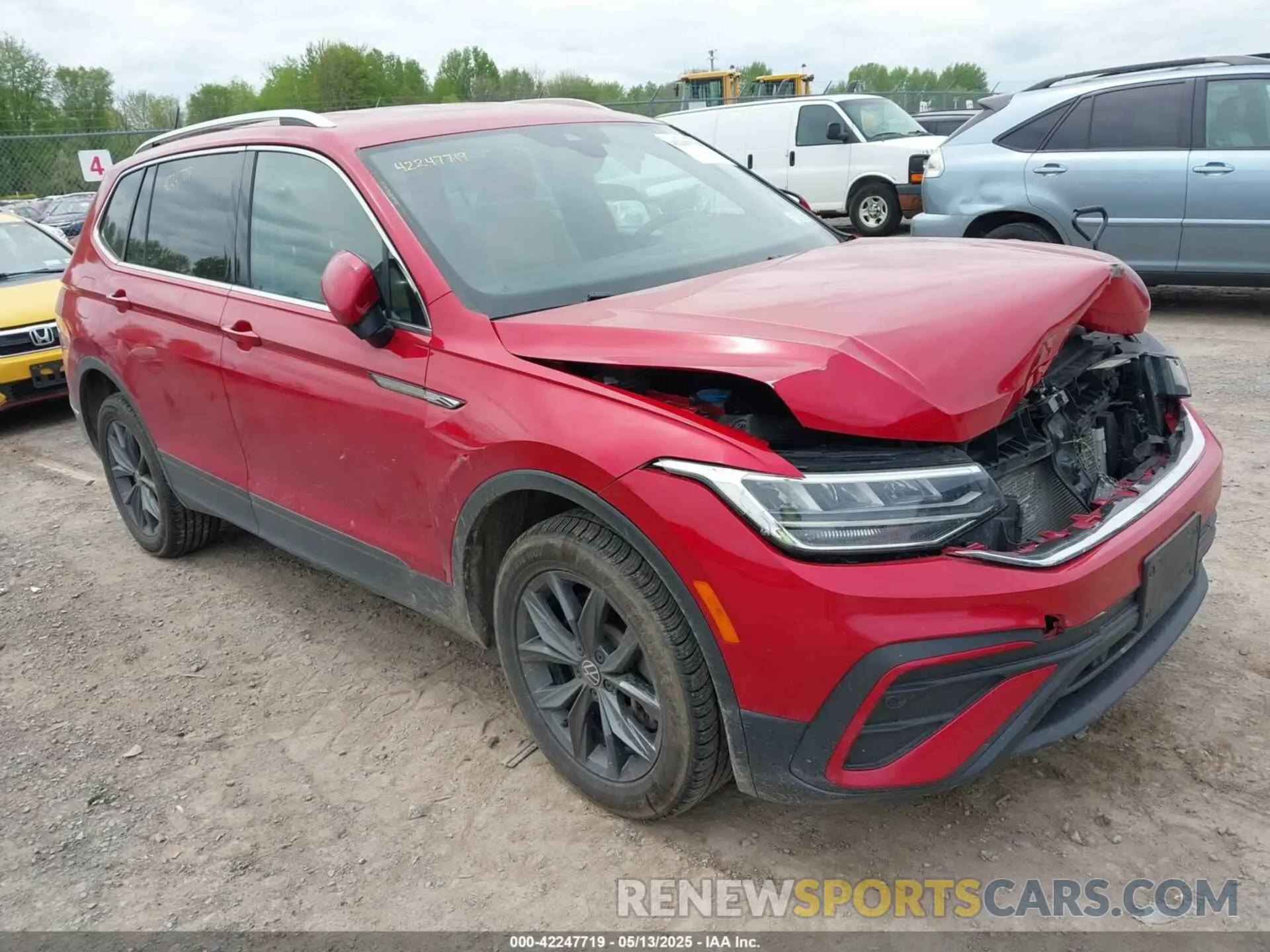 1 Photograph of a damaged car 3VV2B7AX9NM129948 VOLKSWAGEN TIGUAN 2022
