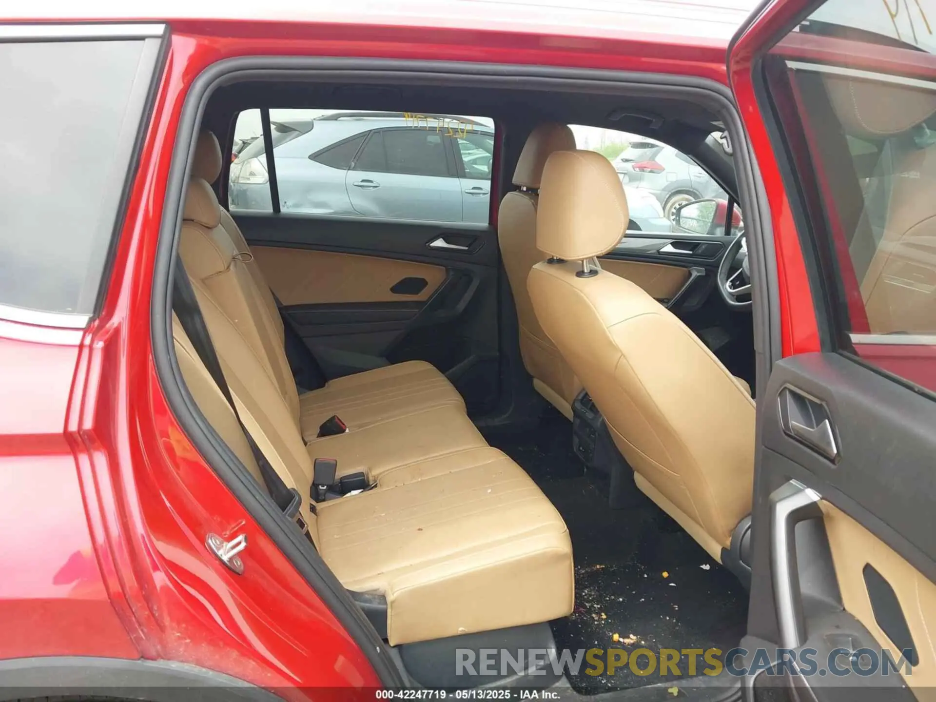 8 Photograph of a damaged car 3VV2B7AX9NM129948 VOLKSWAGEN TIGUAN 2022