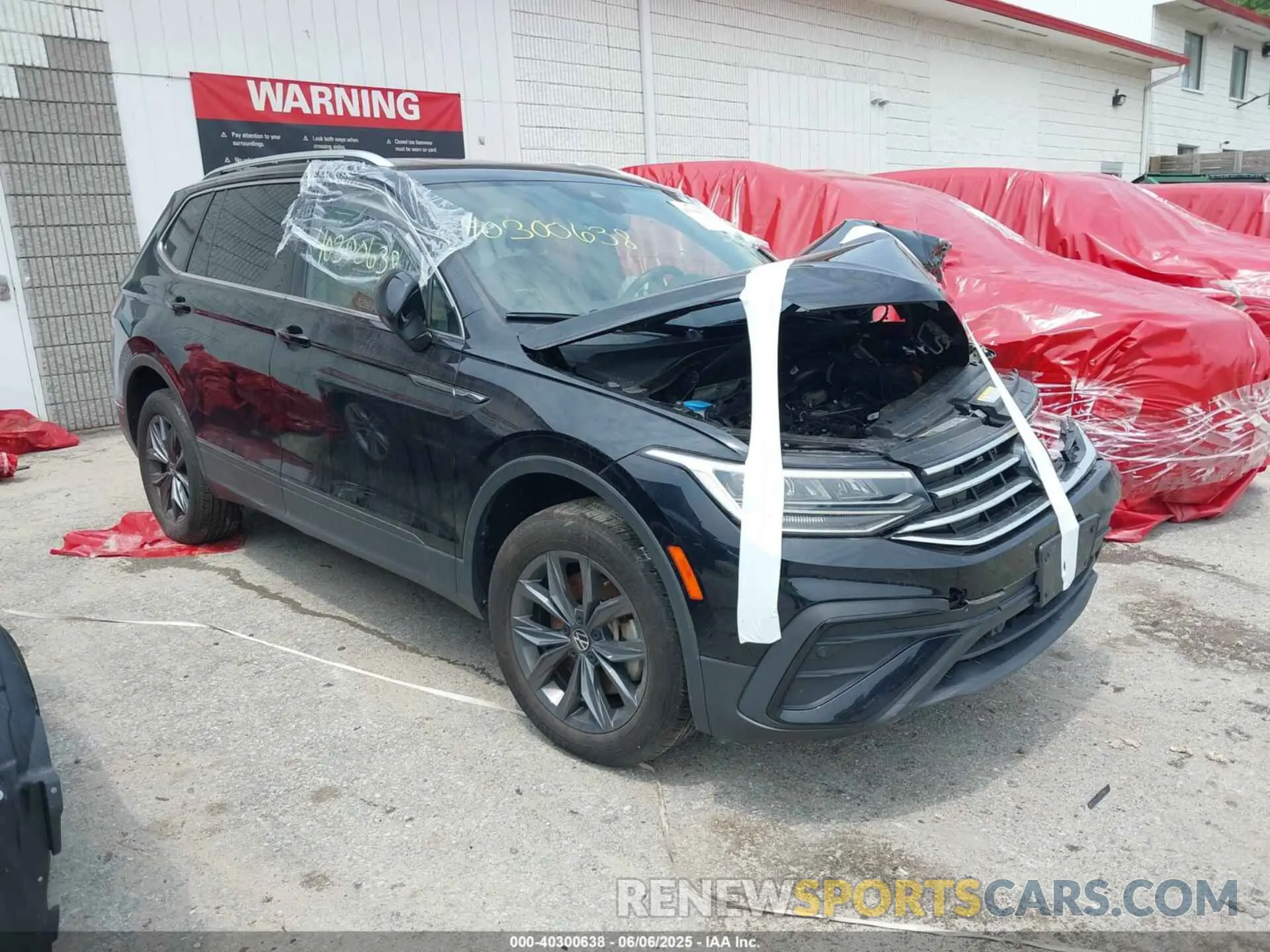 1 Photograph of a damaged car 3VV2B7AXXNM060140 VOLKSWAGEN TIGUAN 2022