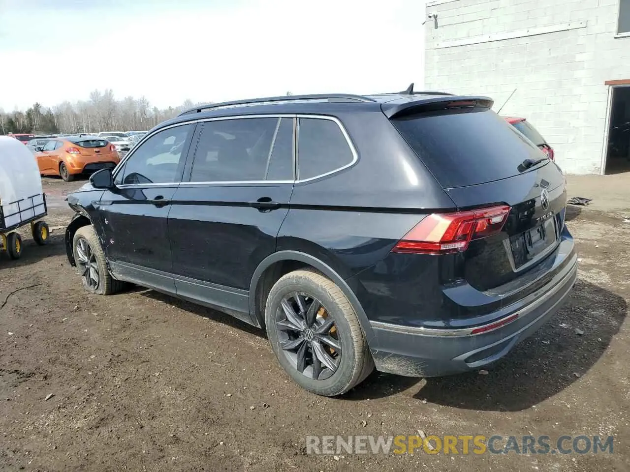 2 Photograph of a damaged car 3VV2B7AXXNM061725 VOLKSWAGEN TIGUAN 2022