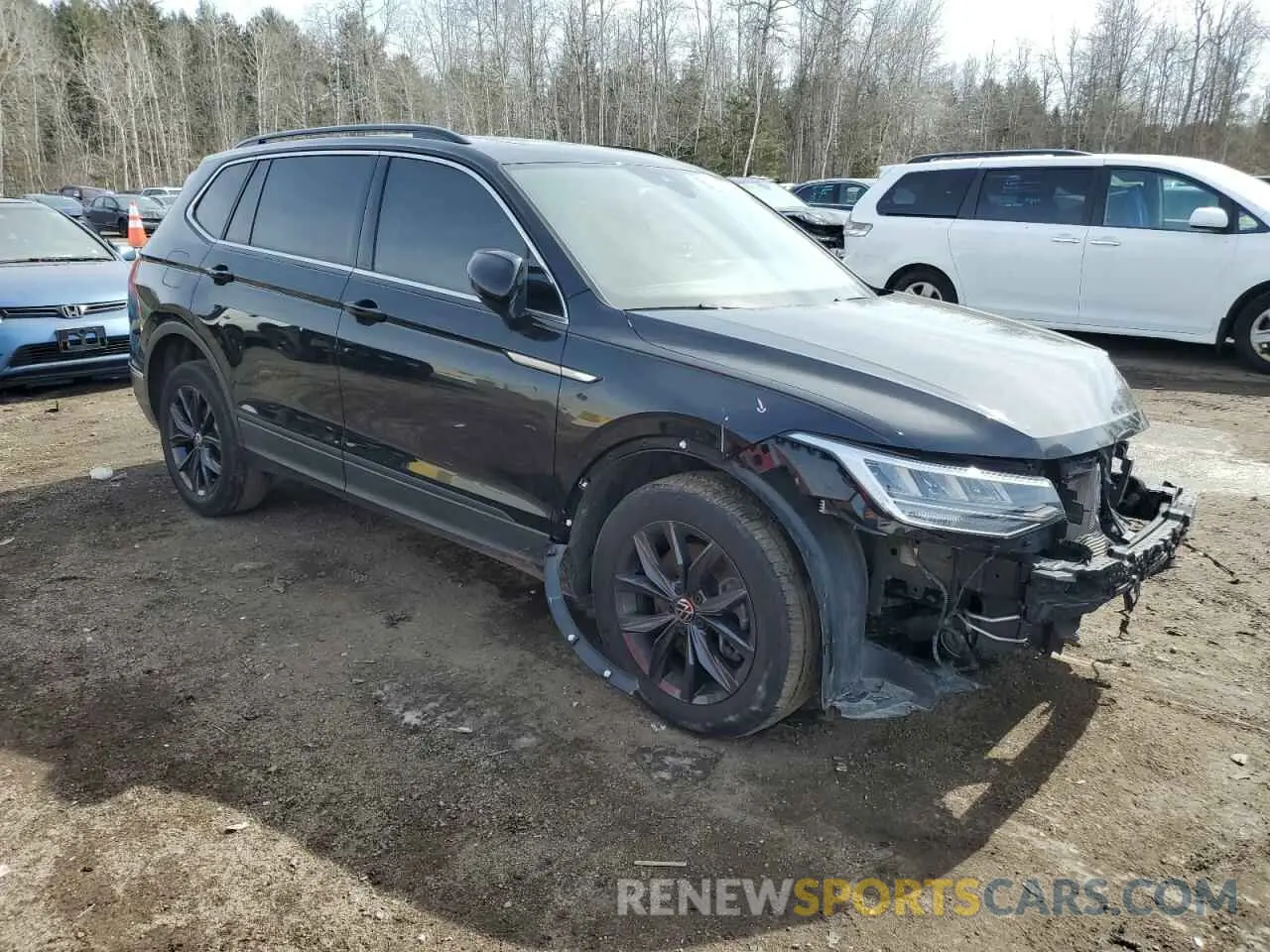 4 Photograph of a damaged car 3VV2B7AXXNM061725 VOLKSWAGEN TIGUAN 2022