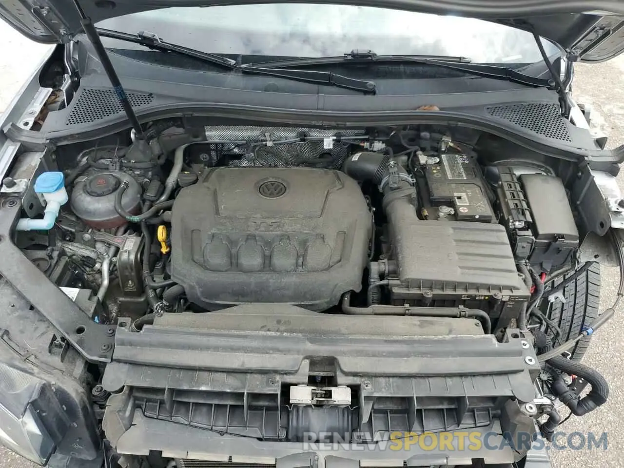 12 Photograph of a damaged car 3VV3B7AX0NM048051 VOLKSWAGEN TIGUAN 2022