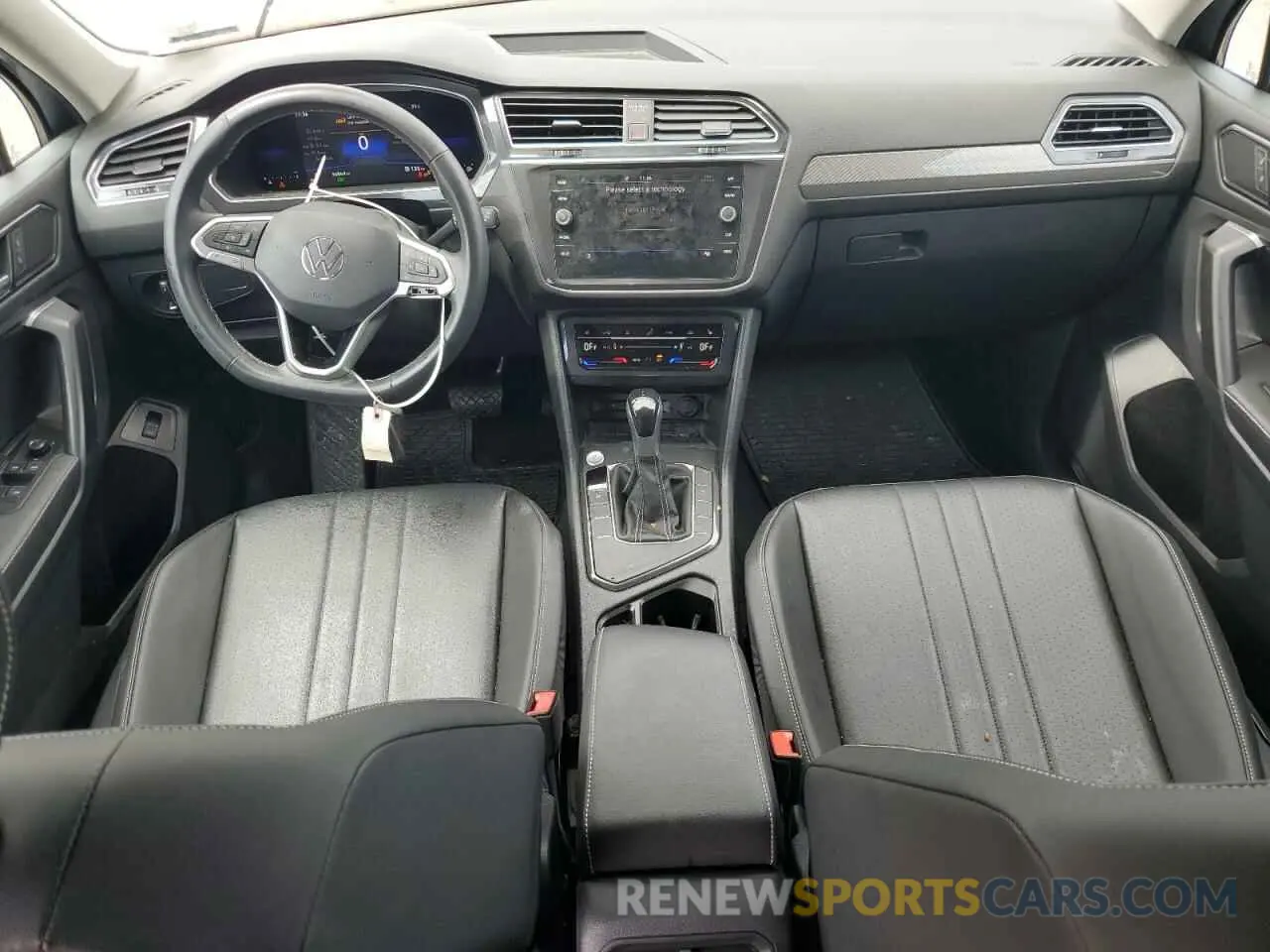 8 Photograph of a damaged car 3VV3B7AX0NM048051 VOLKSWAGEN TIGUAN 2022