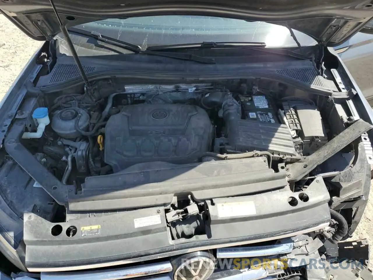 11 Photograph of a damaged car 3VV3B7AX0NM167671 VOLKSWAGEN TIGUAN 2022