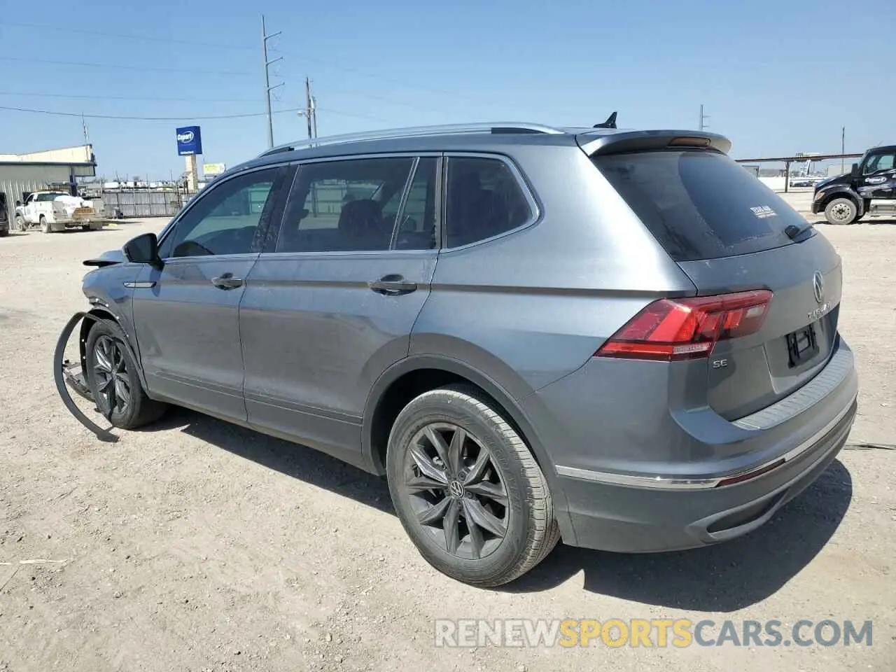 2 Photograph of a damaged car 3VV3B7AX0NM167671 VOLKSWAGEN TIGUAN 2022