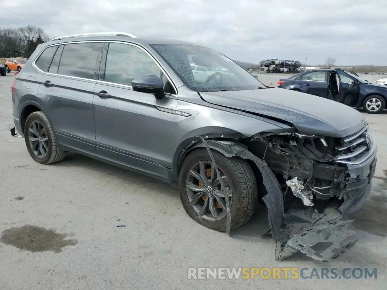 4 Photograph of a damaged car 3VV3B7AX1NM145288 VOLKSWAGEN TIGUAN 2022