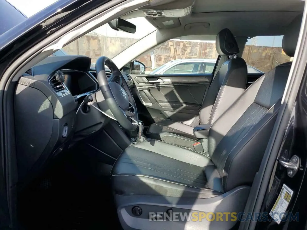 7 Photograph of a damaged car 3VV3B7AX2NM080516 VOLKSWAGEN TIGUAN 2022