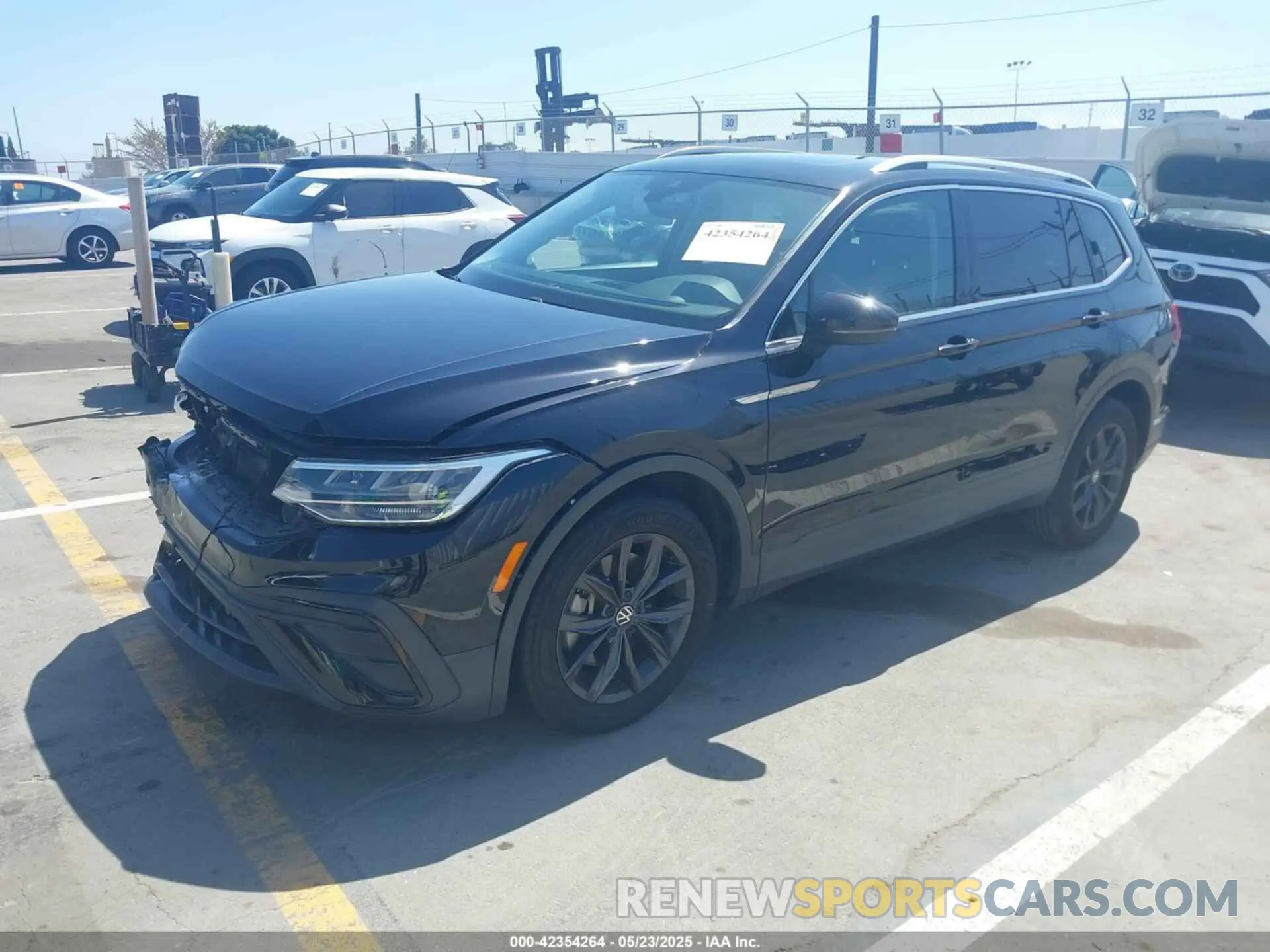 2 Photograph of a damaged car 3VV3B7AX3NM016534 VOLKSWAGEN TIGUAN 2022