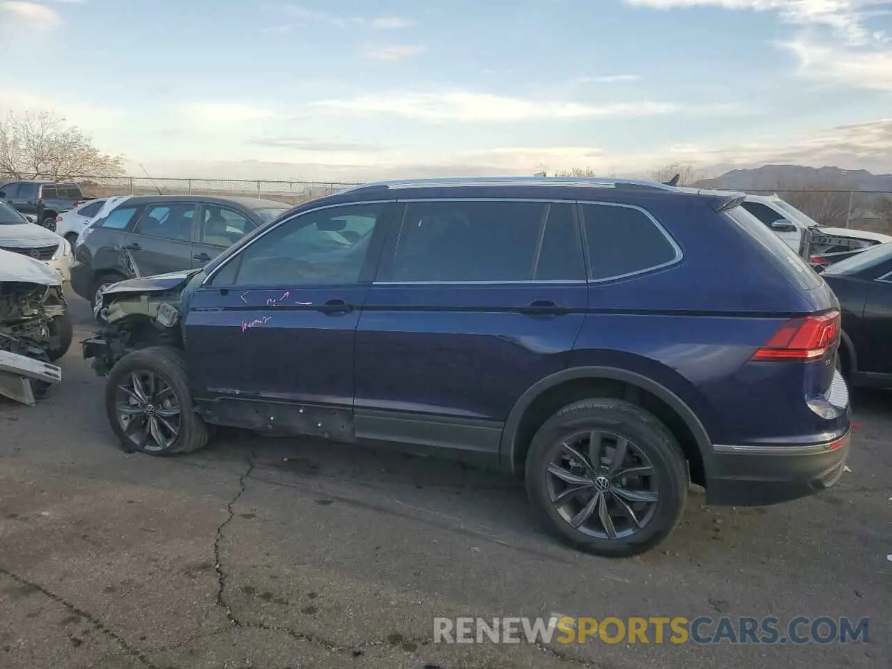 2 Photograph of a damaged car 3VV3B7AX3NM147401 VOLKSWAGEN TIGUAN 2022