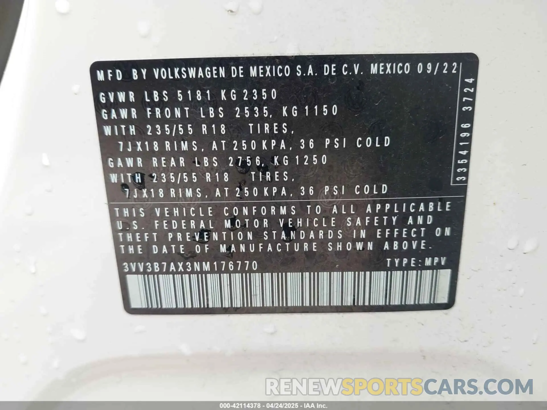 9 Photograph of a damaged car 3VV3B7AX3NM176770 VOLKSWAGEN TIGUAN 2022