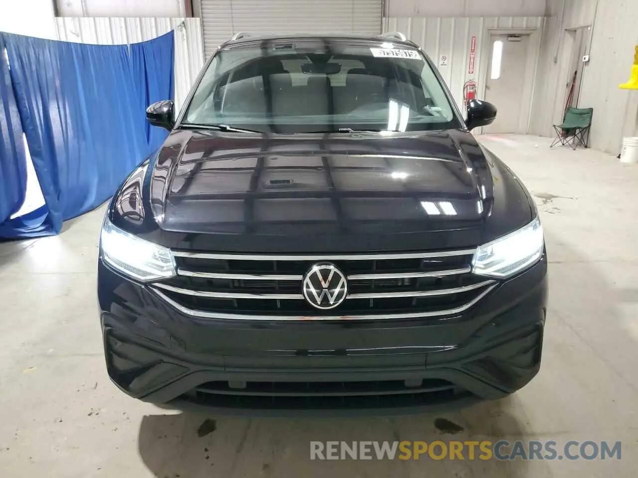 5 Photograph of a damaged car 3VV3B7AX4NM139808 VOLKSWAGEN TIGUAN 2022