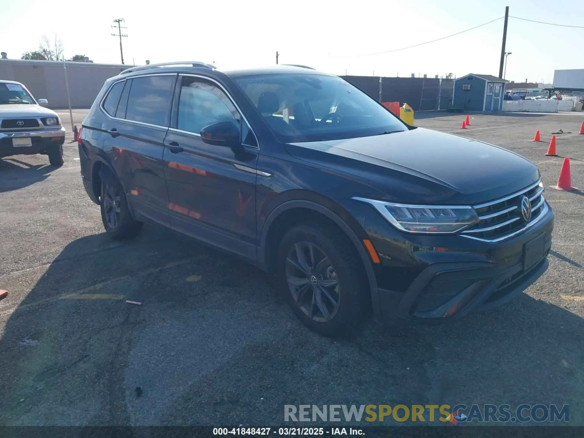 1 Photograph of a damaged car 3VV3B7AX5NM042455 VOLKSWAGEN TIGUAN 2022