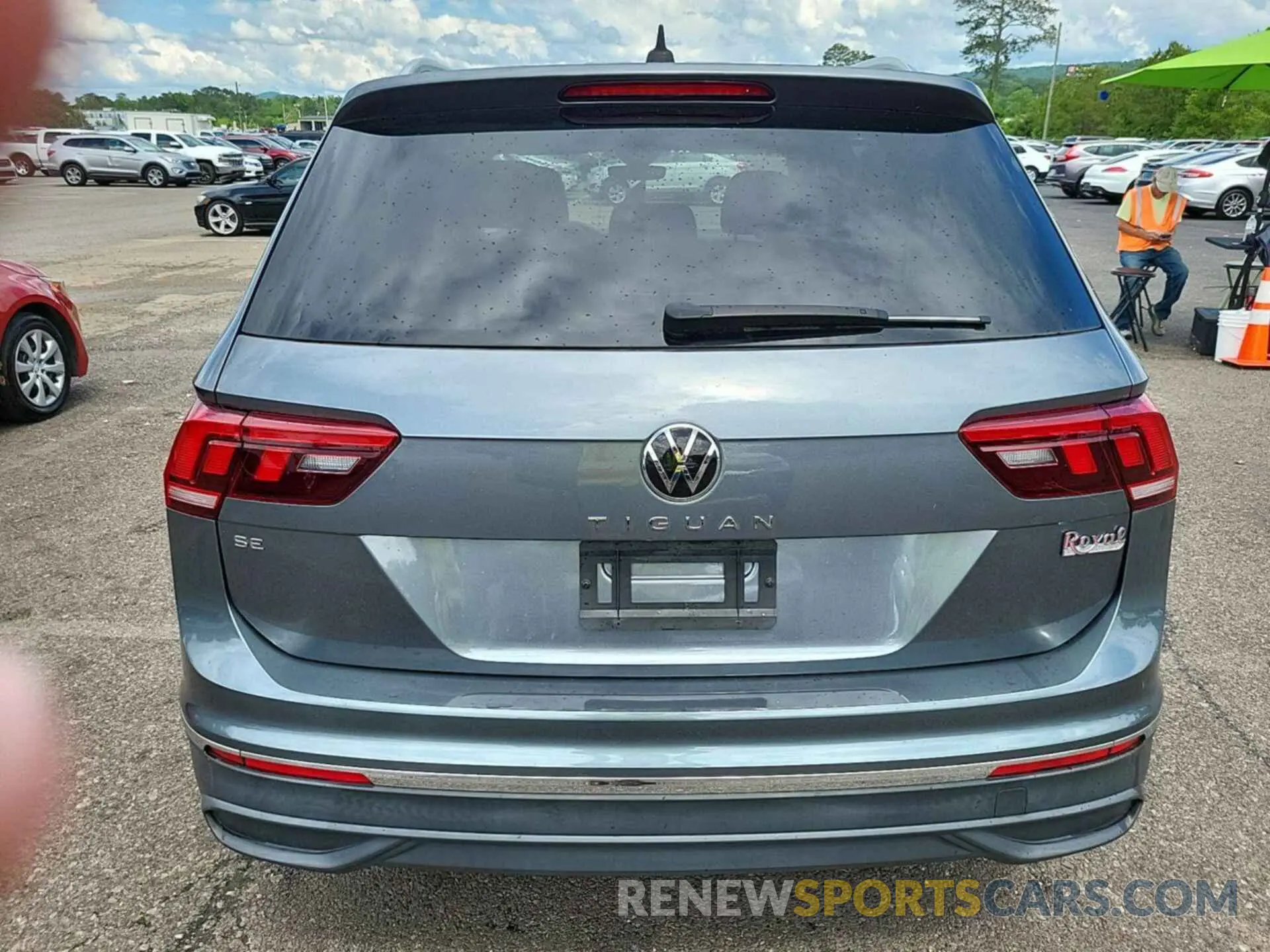 33 Photograph of a damaged car 3VV3B7AX5NM083183 VOLKSWAGEN TIGUAN 2022