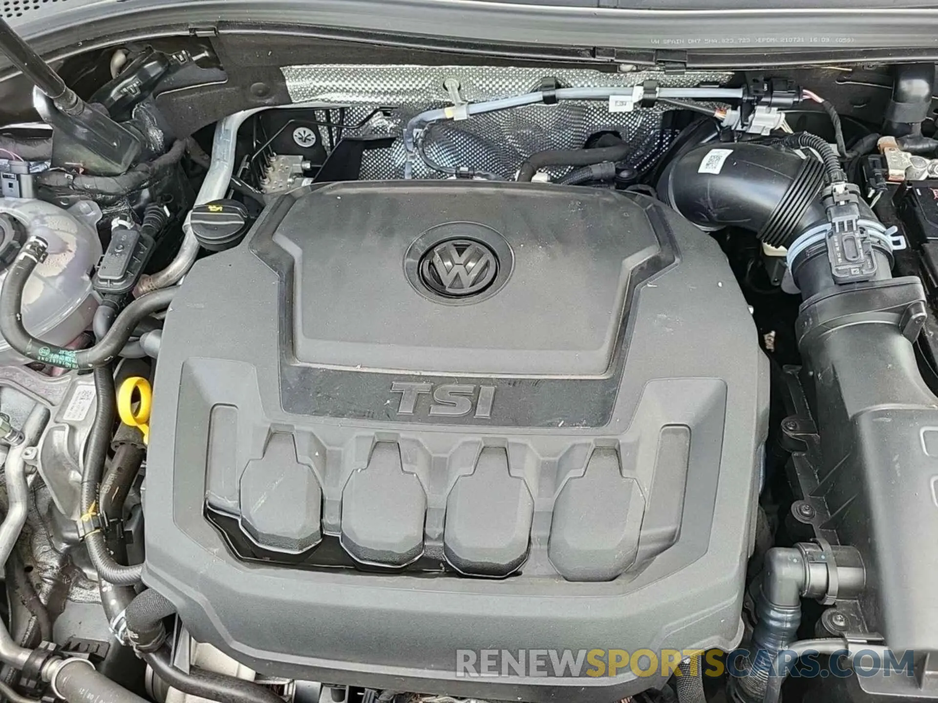6 Photograph of a damaged car 3VV3B7AX5NM083183 VOLKSWAGEN TIGUAN 2022
