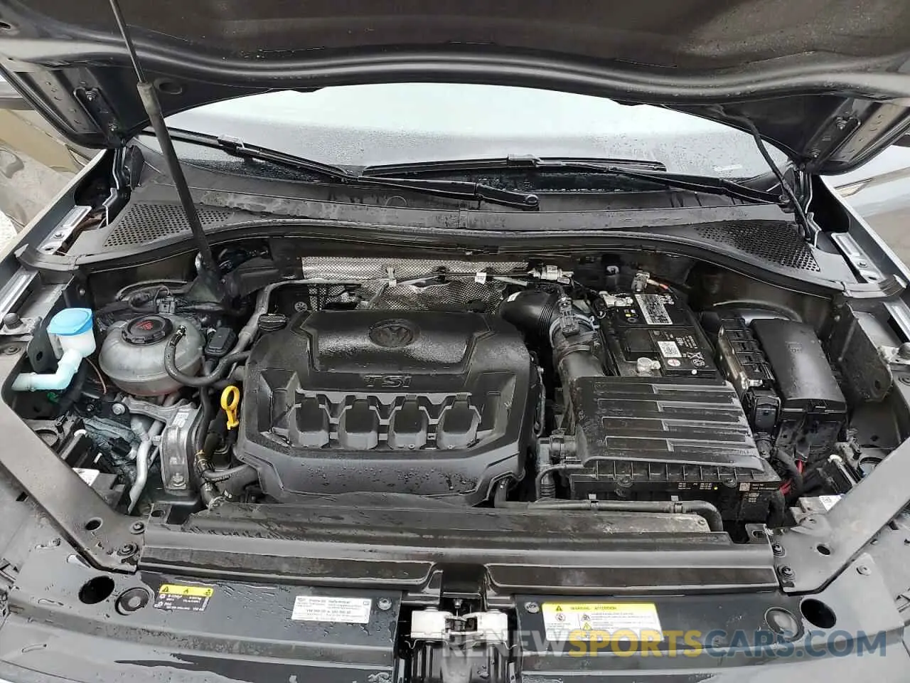 12 Photograph of a damaged car 3VV3B7AX8NM155865 VOLKSWAGEN TIGUAN 2022