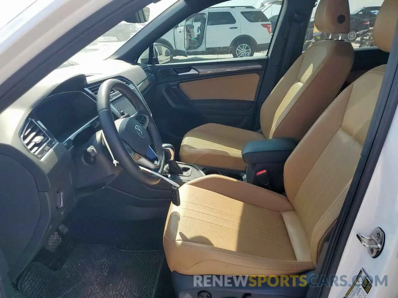 7 Photograph of a damaged car 3VV3B7AX8NM162220 VOLKSWAGEN TIGUAN 2022
