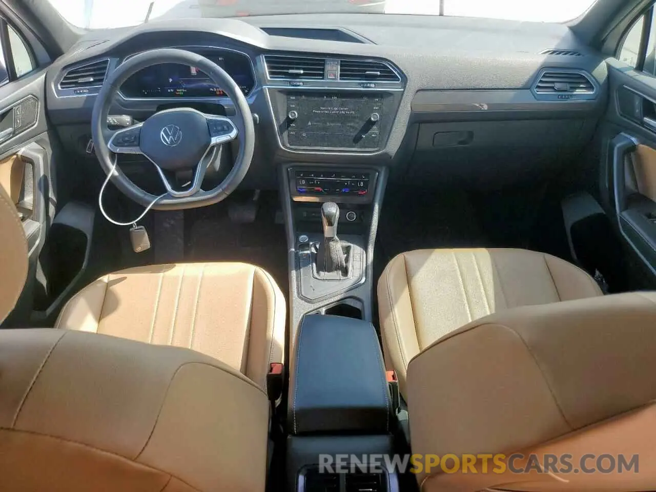 8 Photograph of a damaged car 3VV3B7AX8NM162220 VOLKSWAGEN TIGUAN 2022