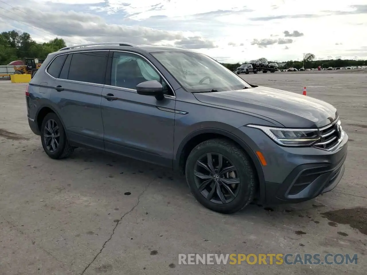 4 Photograph of a damaged car 3VV3B7AX9NM167961 VOLKSWAGEN TIGUAN 2022