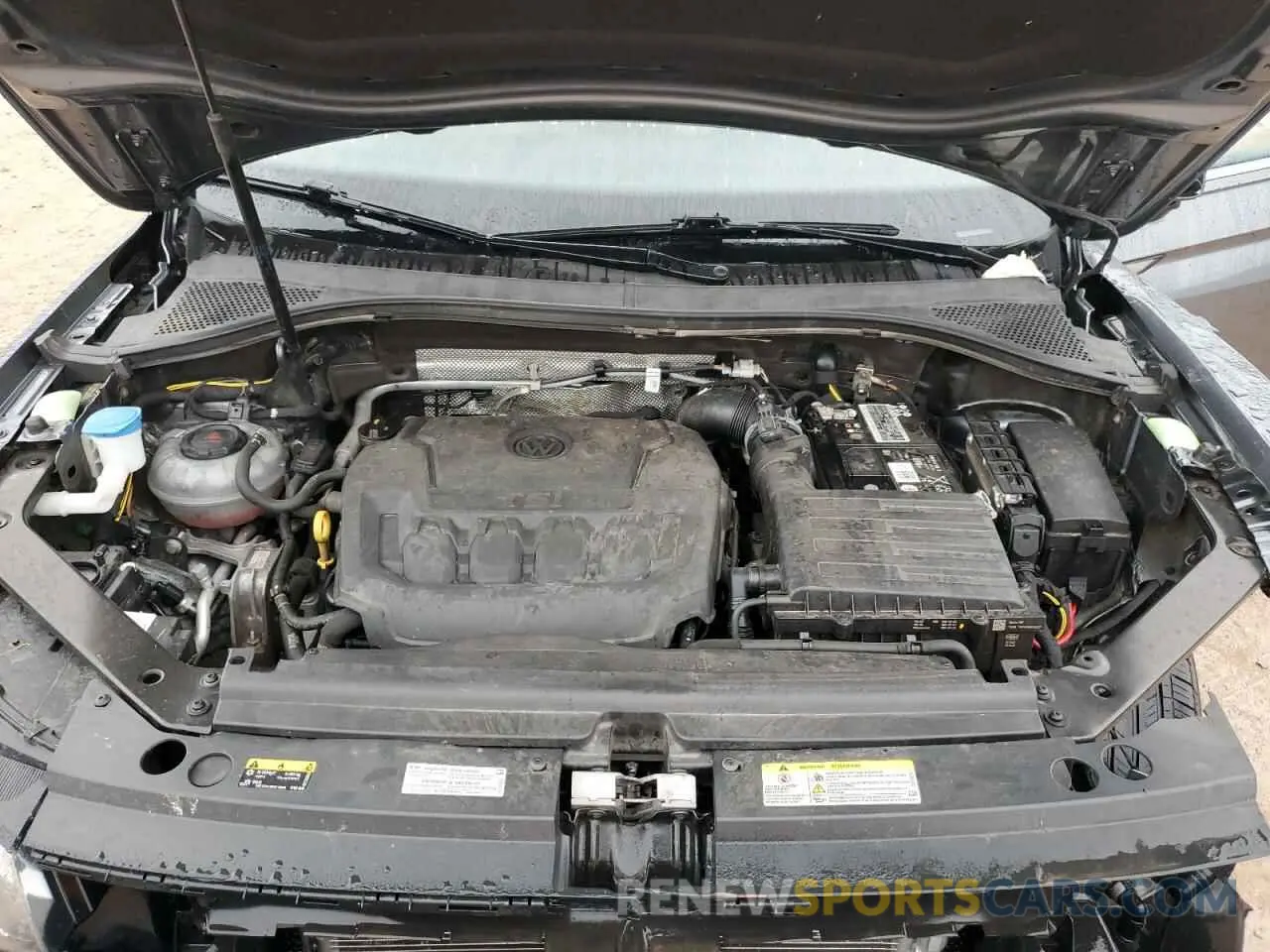 12 Photograph of a damaged car 3VV3B7AXXNM037090 VOLKSWAGEN TIGUAN 2022