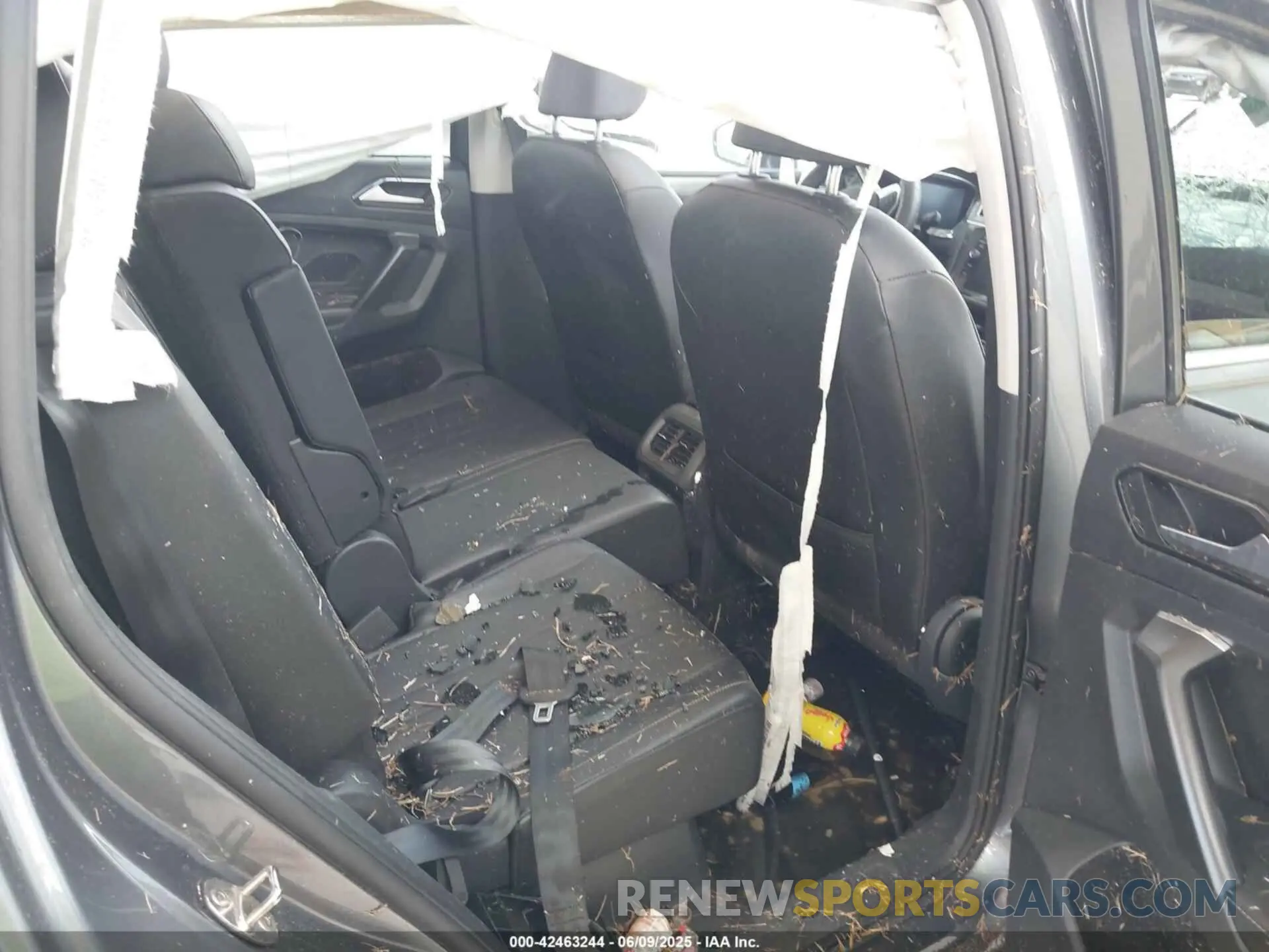 8 Photograph of a damaged car 3VV3B7AXXNM042029 VOLKSWAGEN TIGUAN 2022