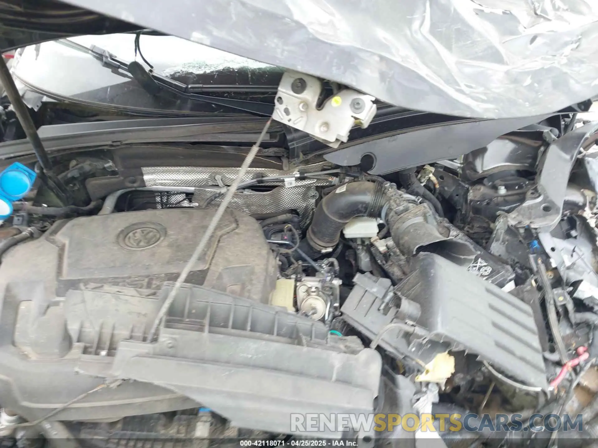 10 Photograph of a damaged car 3VV3B7AXXNM117019 VOLKSWAGEN TIGUAN 2022