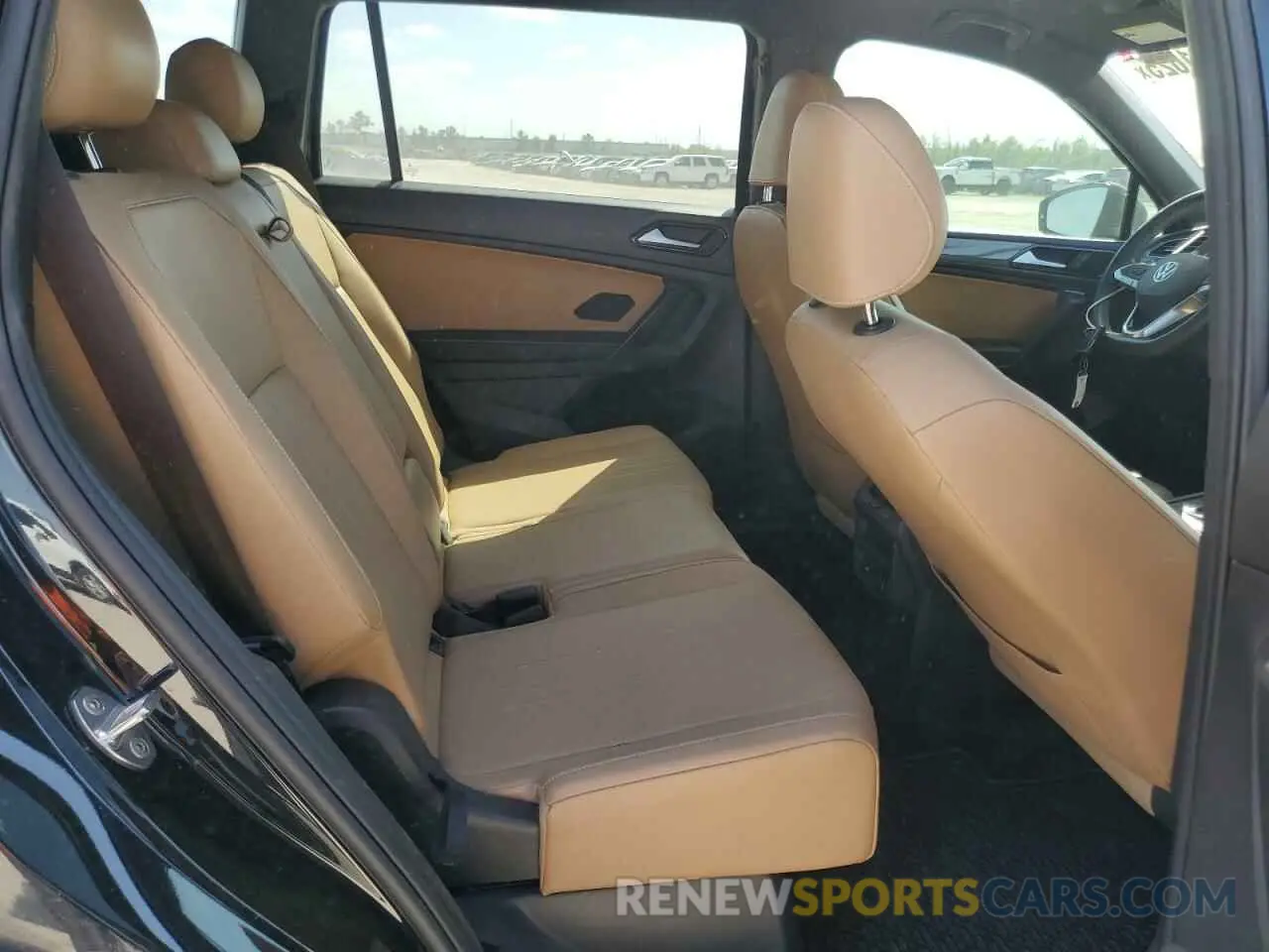 11 Photograph of a damaged car 3VV3B7AXXNM154829 VOLKSWAGEN TIGUAN 2022