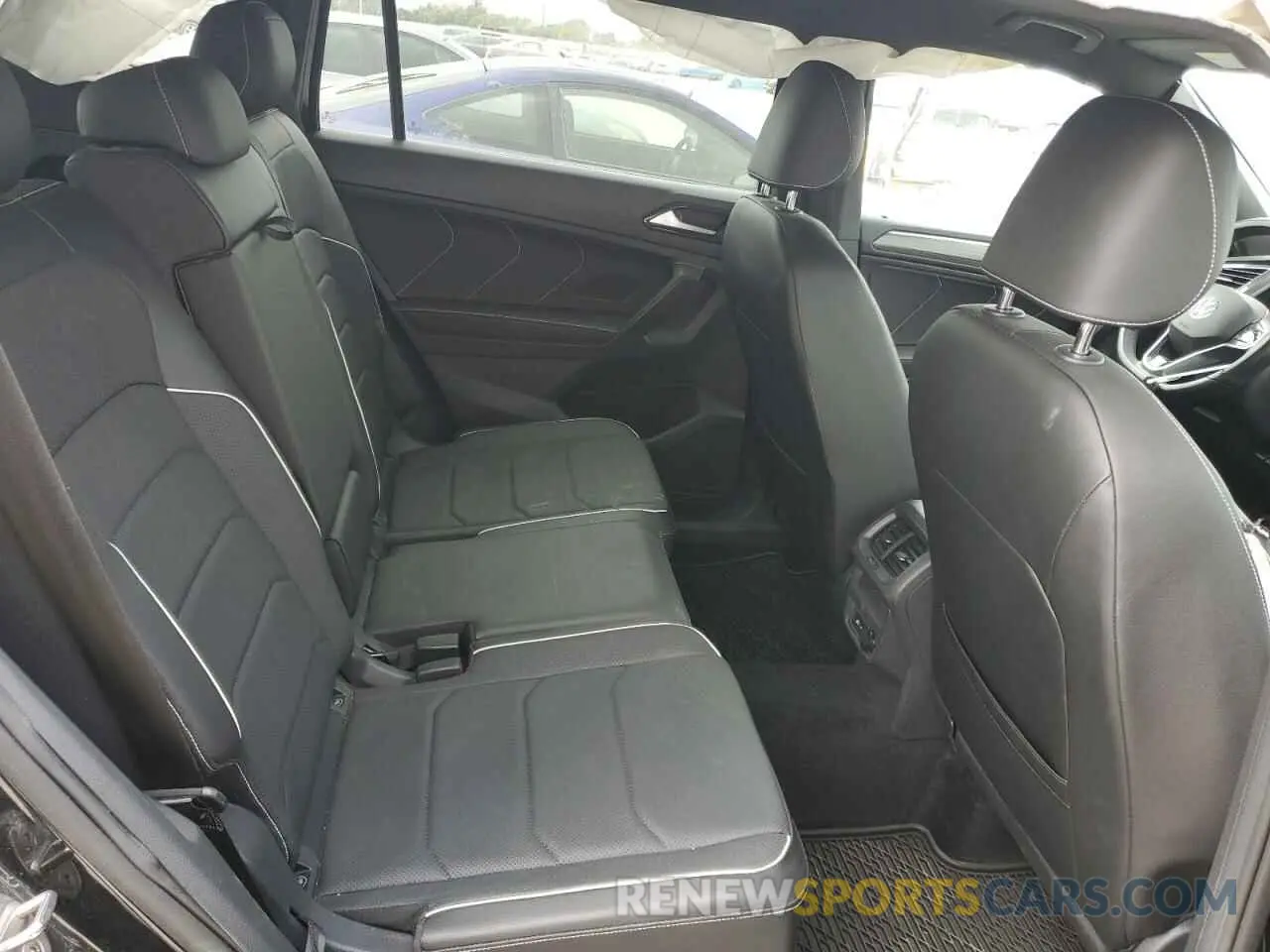 11 Photograph of a damaged car 3VV4B7AX3NM151355 VOLKSWAGEN TIGUAN 2022