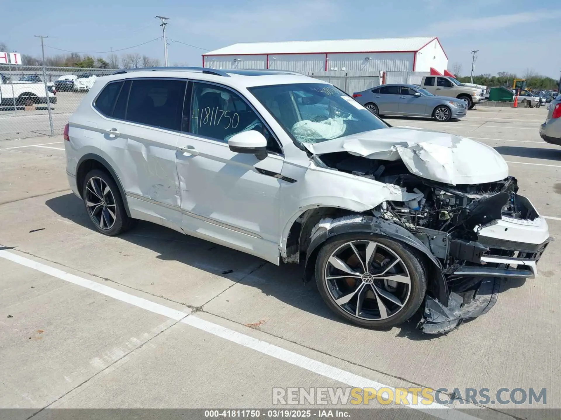 1 Photograph of a damaged car 3VV4B7AX5NM109074 VOLKSWAGEN TIGUAN 2022