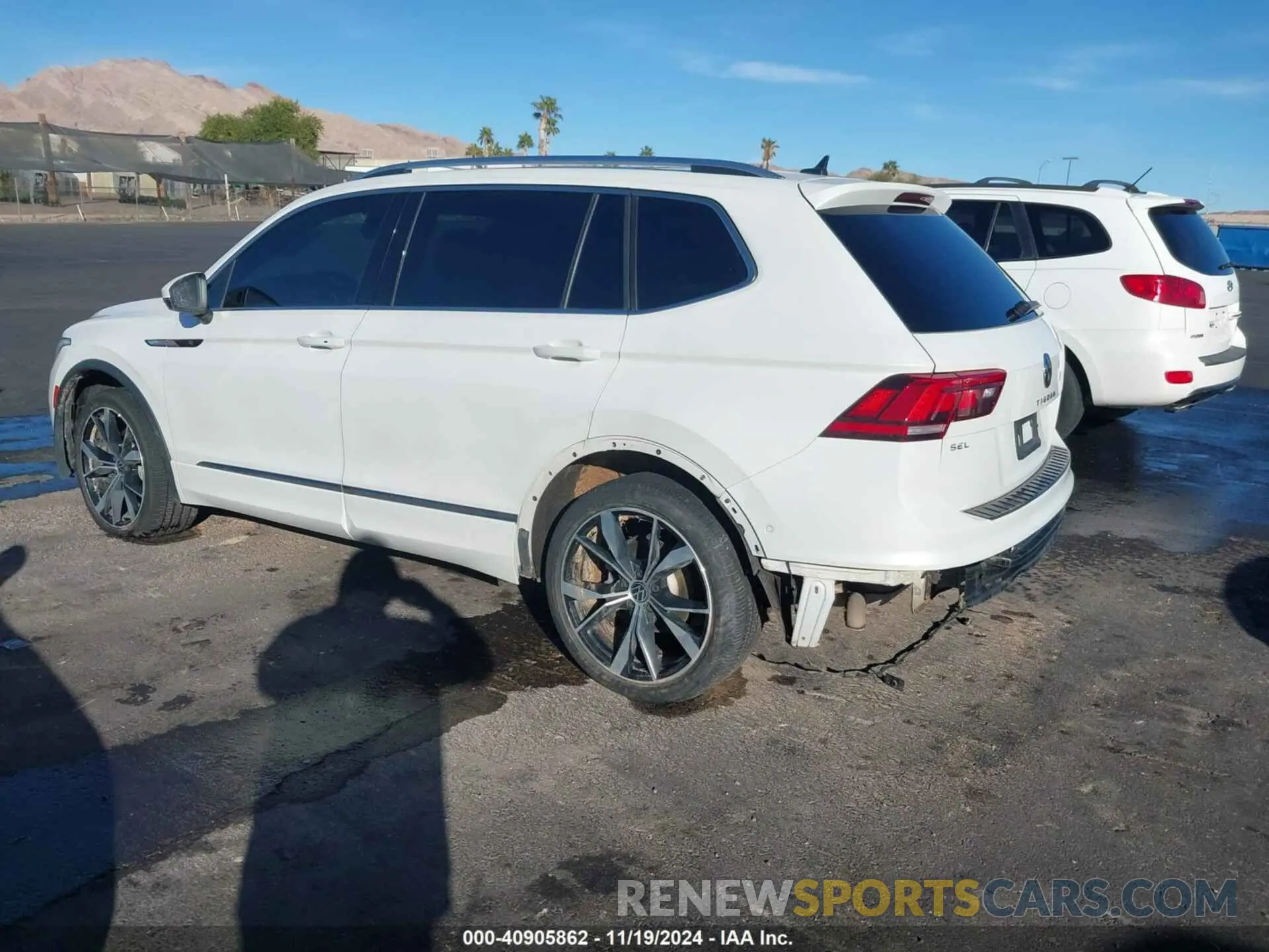 3 Photograph of a damaged car 3VV4B7AX6NM084928 VOLKSWAGEN TIGUAN 2022