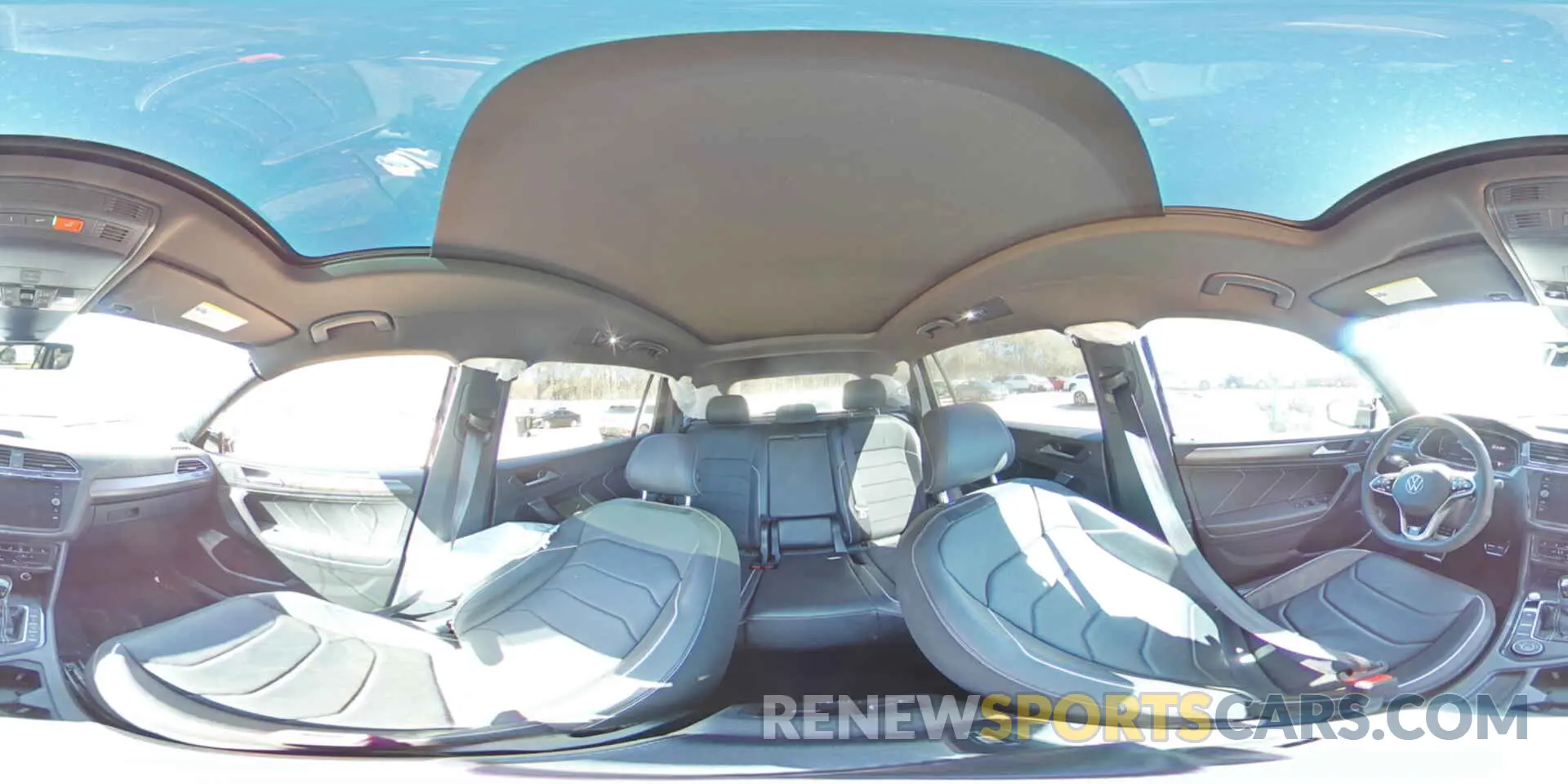 14 Photograph of a damaged car 3VV4B7AX7NM108752 VOLKSWAGEN TIGUAN 2022