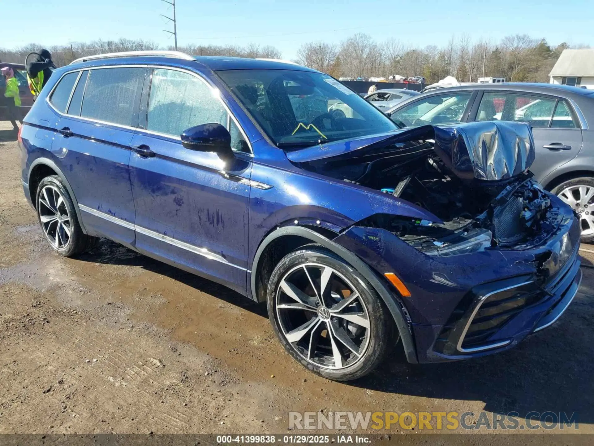 1 Photograph of a damaged car 3VV4B7AX8NM003928 VOLKSWAGEN TIGUAN 2022