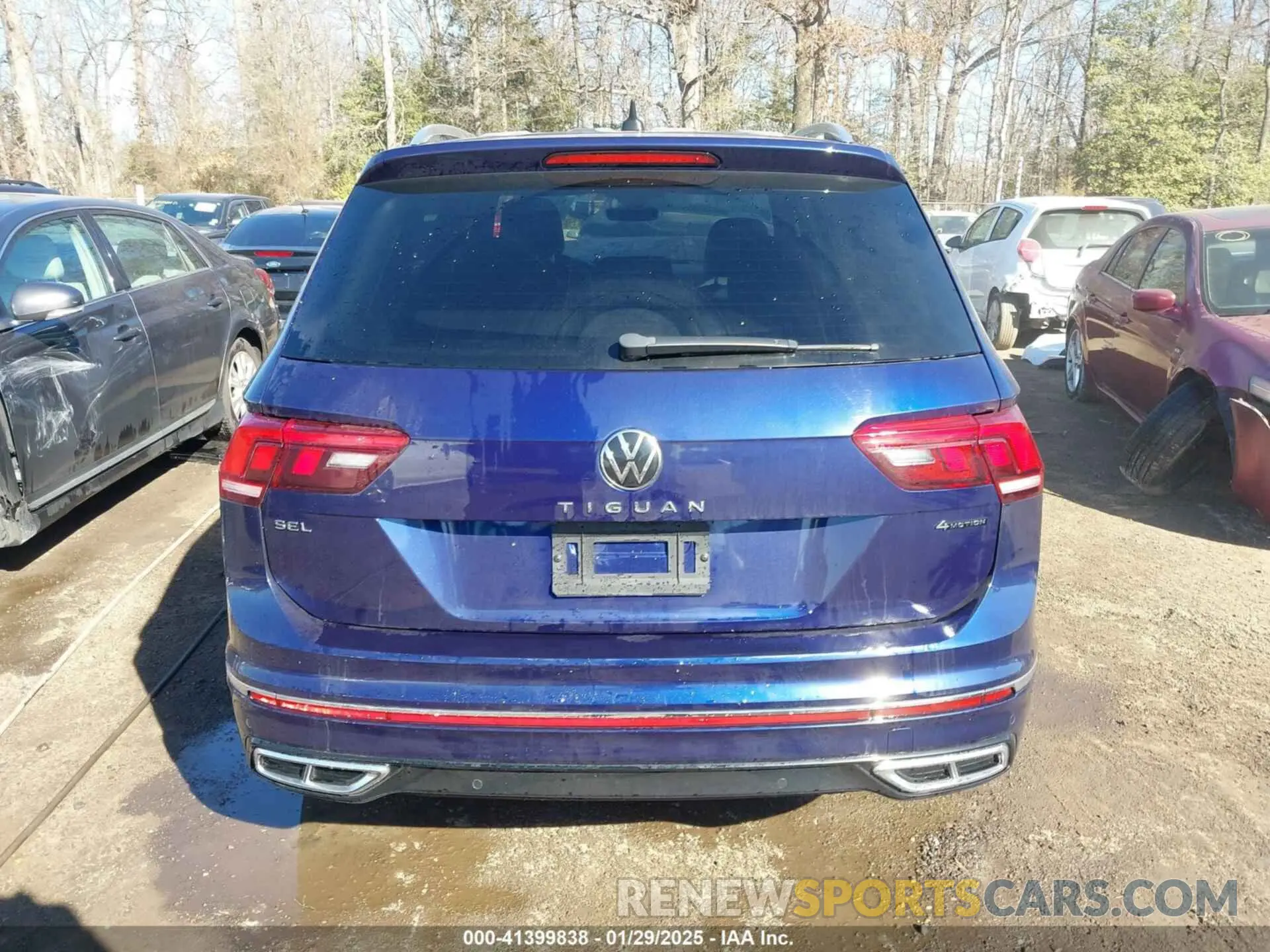 16 Photograph of a damaged car 3VV4B7AX8NM003928 VOLKSWAGEN TIGUAN 2022