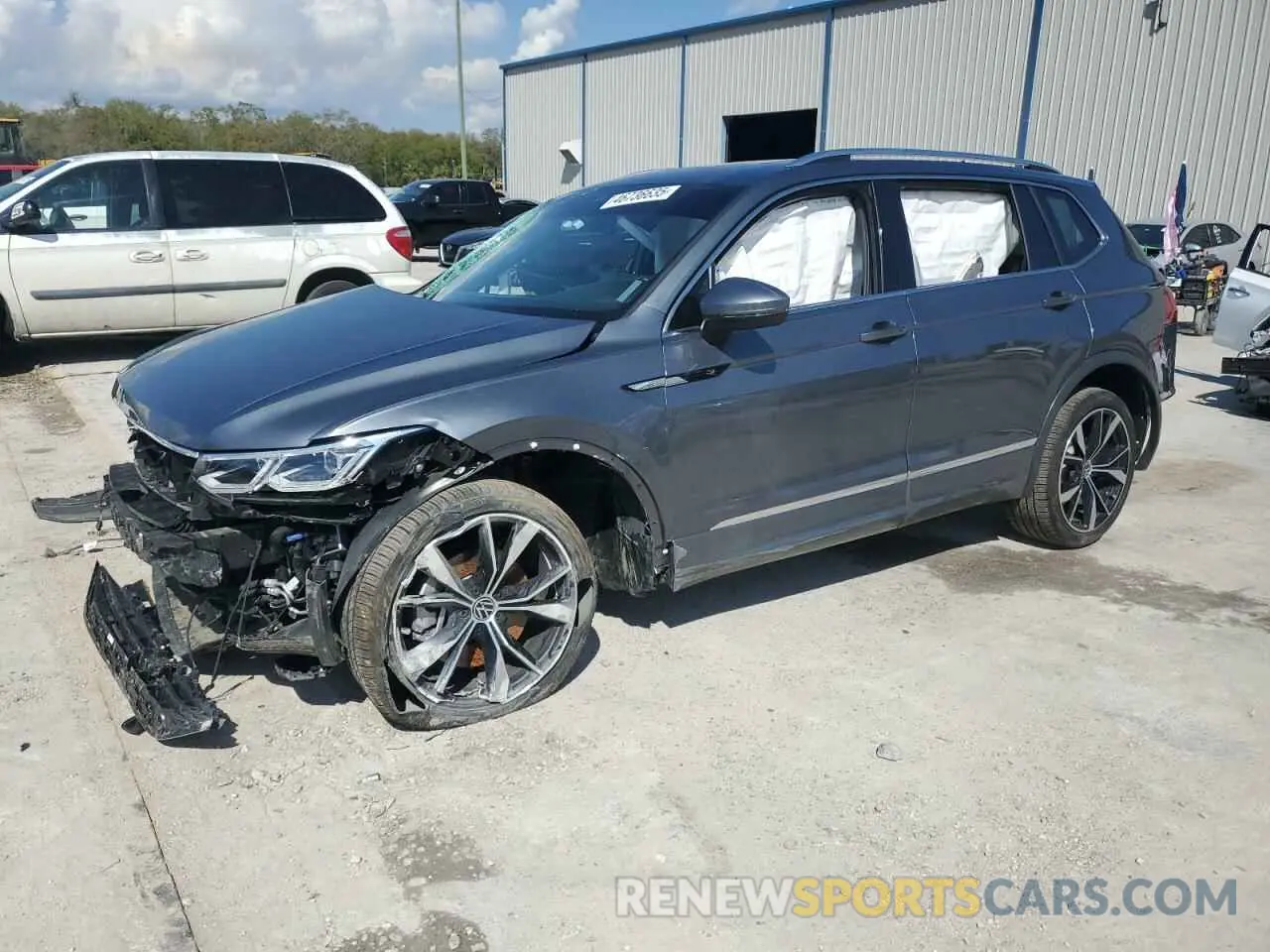 1 Photograph of a damaged car 3VV4B7AX8NM067645 VOLKSWAGEN TIGUAN 2022