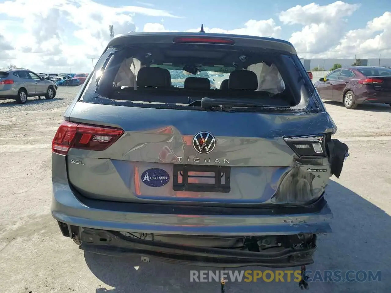 6 Photograph of a damaged car 3VV4B7AX8NM067645 VOLKSWAGEN TIGUAN 2022