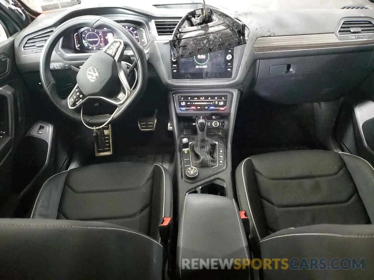 8 Photograph of a damaged car 3VV4B7AX9NM013397 VOLKSWAGEN TIGUAN 2022